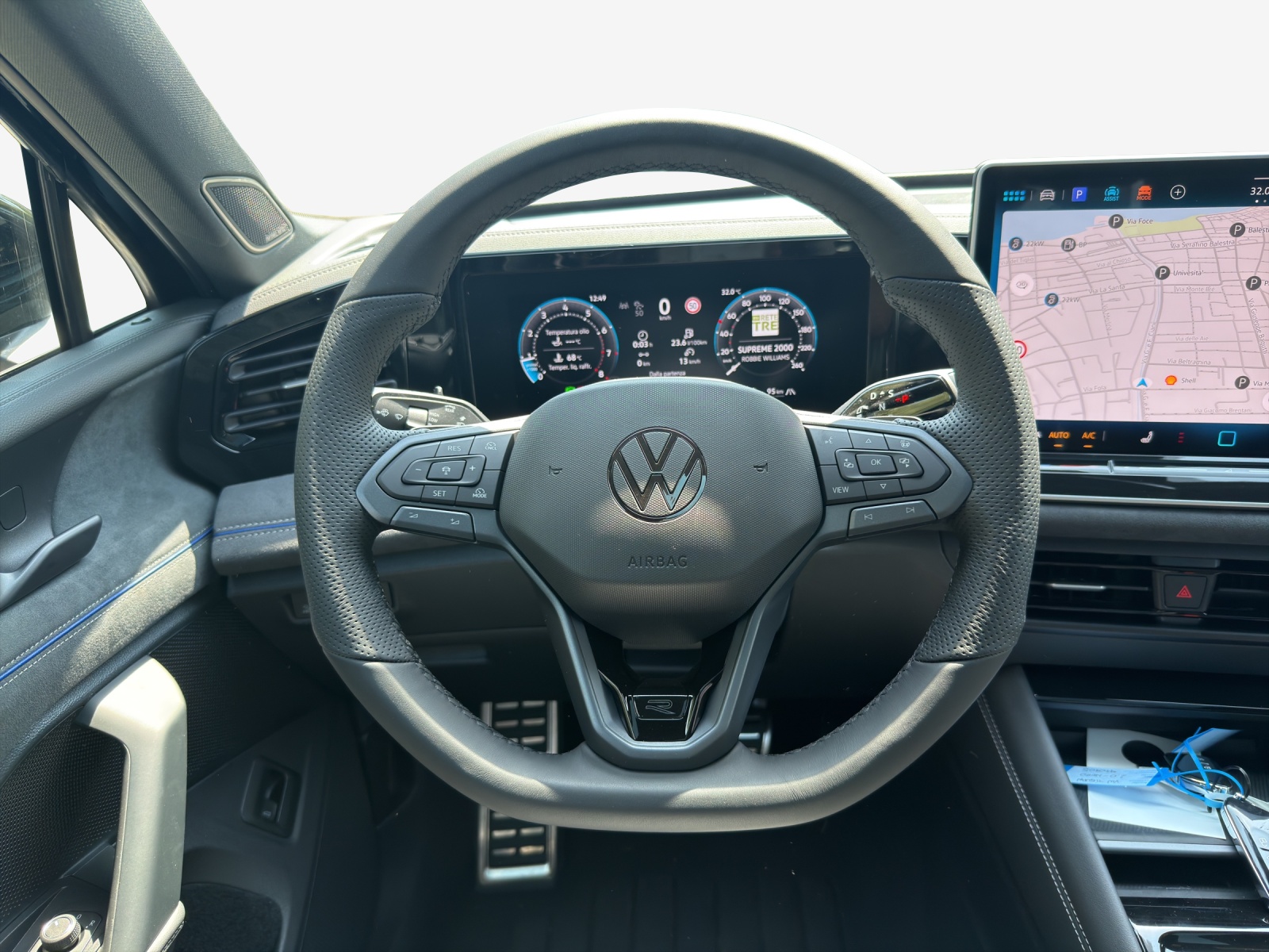 VW Tiguan 2.0 TSI DSG R-Line 4Motion-image-9