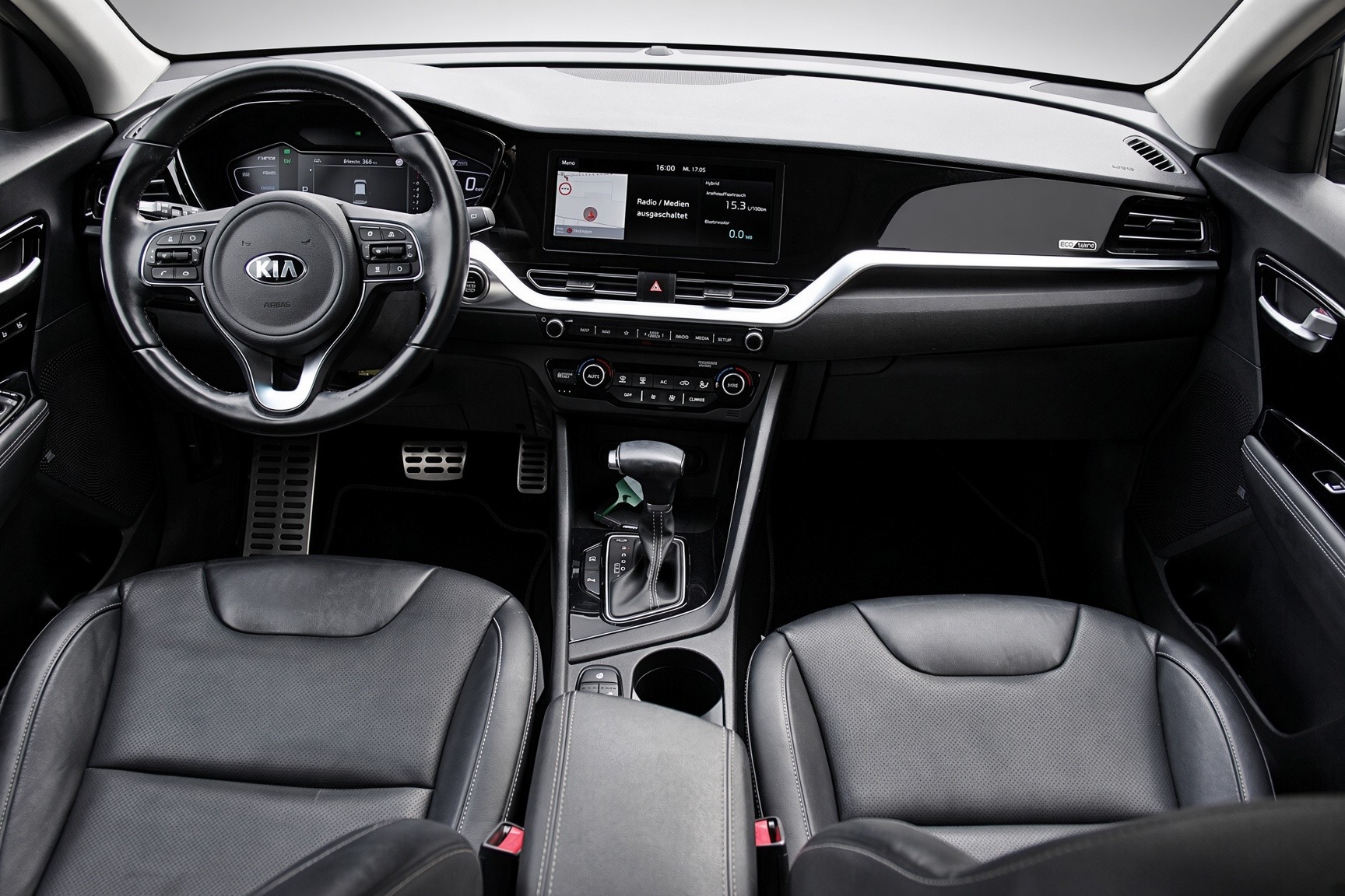 KIA Niro 1.6GDi Hybrid Style DCT-image-10