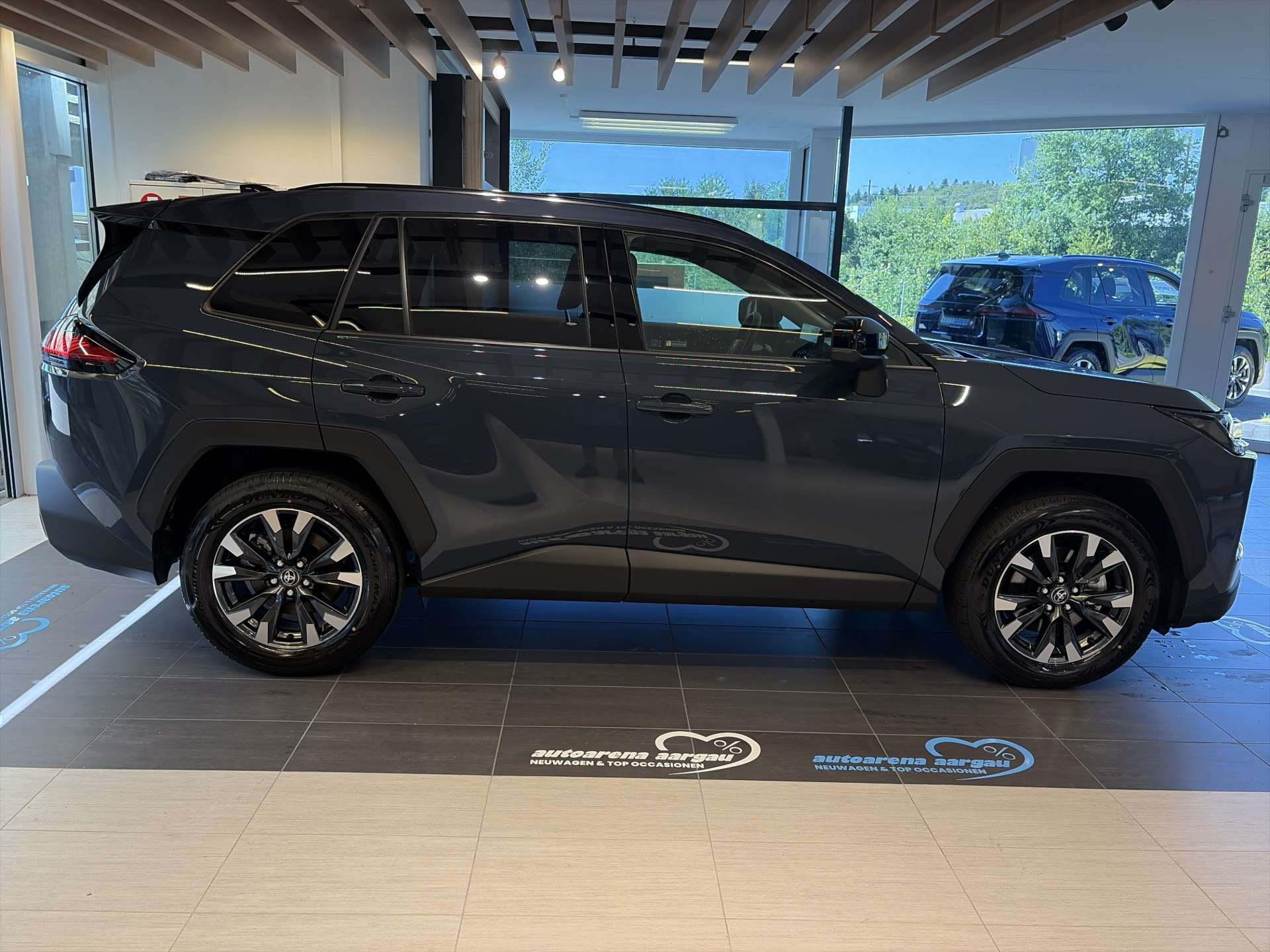 TOYOTA RAV-4 2.5 HSD Trend e-CVT AWD NEUES MODELL Automat-image-13