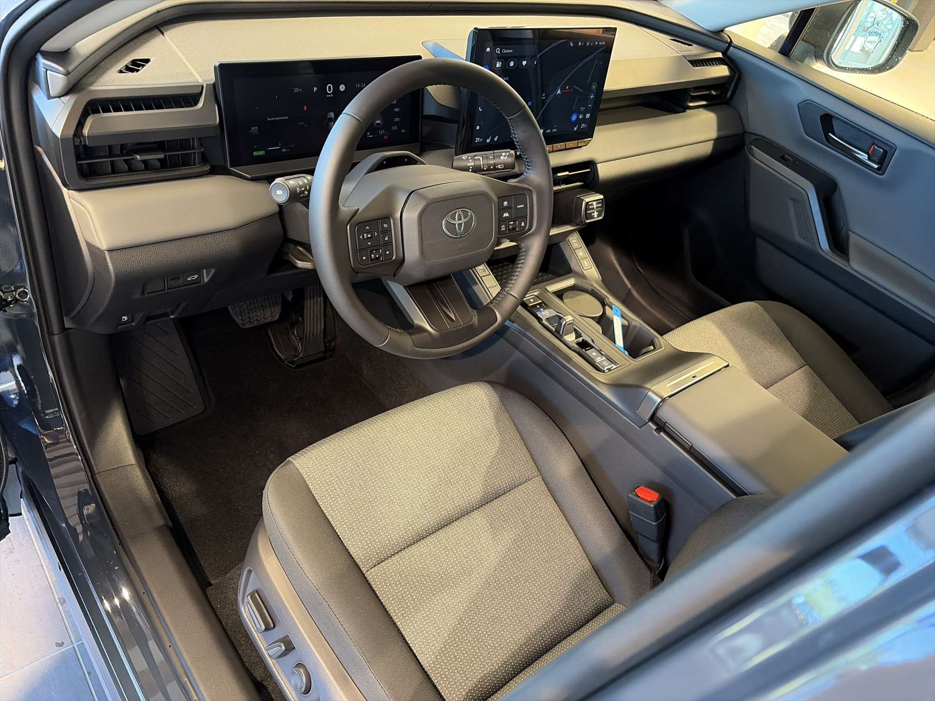 TOYOTA RAV-4 2.5 HSD Trend e-CVT AWD NEUES MODELL Automat-image-5