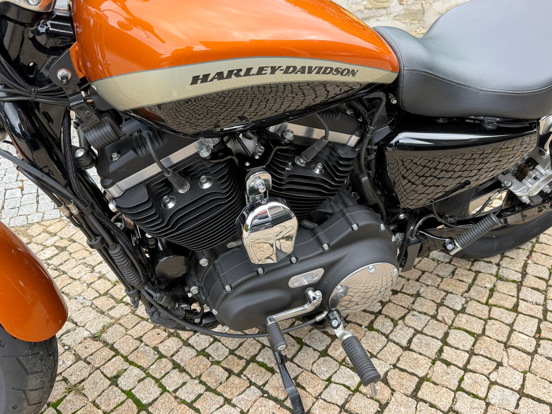 HARLEY-DAVIDSON XL 1200 C Sportster Custom ABS-image-4