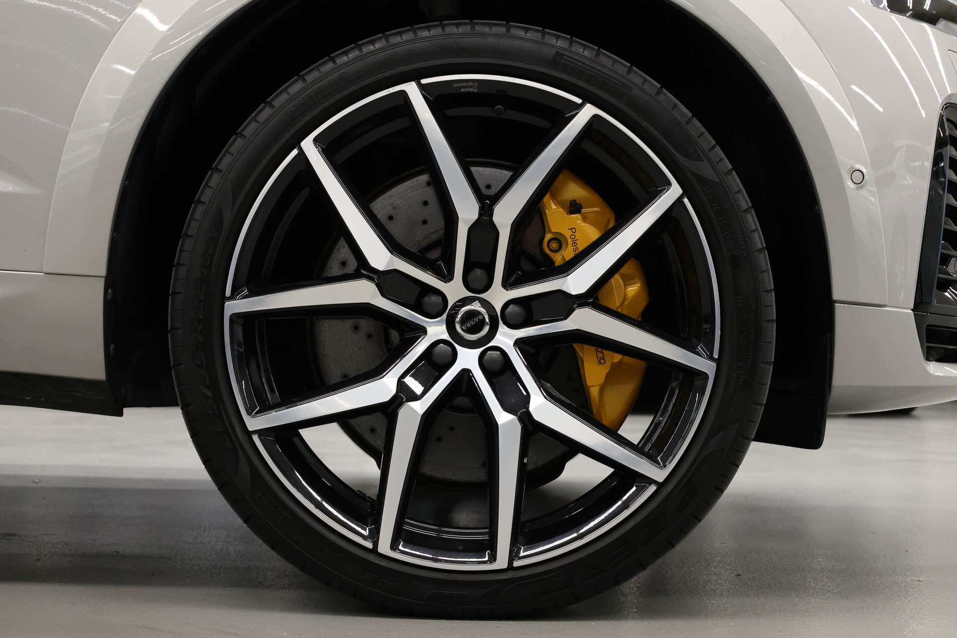 VOLVO XC60 2.0 T8 TE Polestar eAWD-image-14