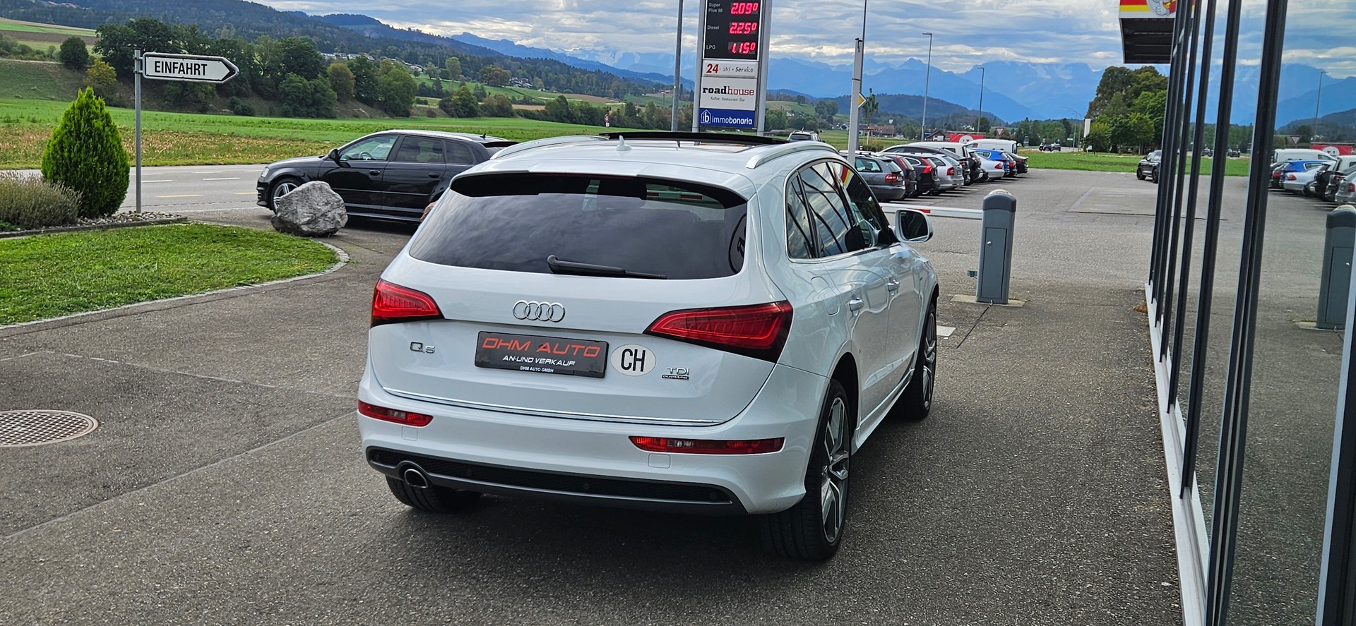 AUDI Q5 2.0 TDI quattro S-tronic-image-6