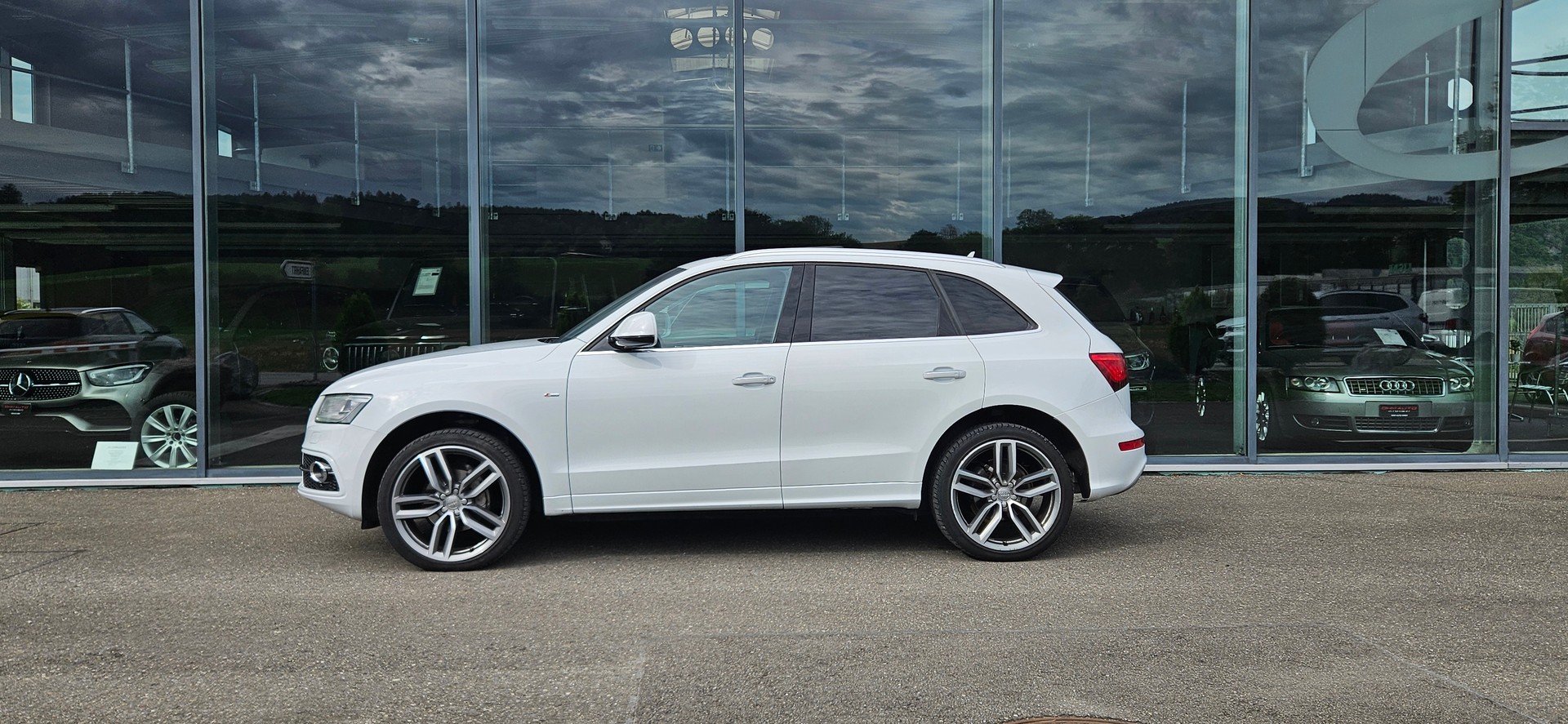 AUDI Q5 2.0 TDI quattro S-tronic