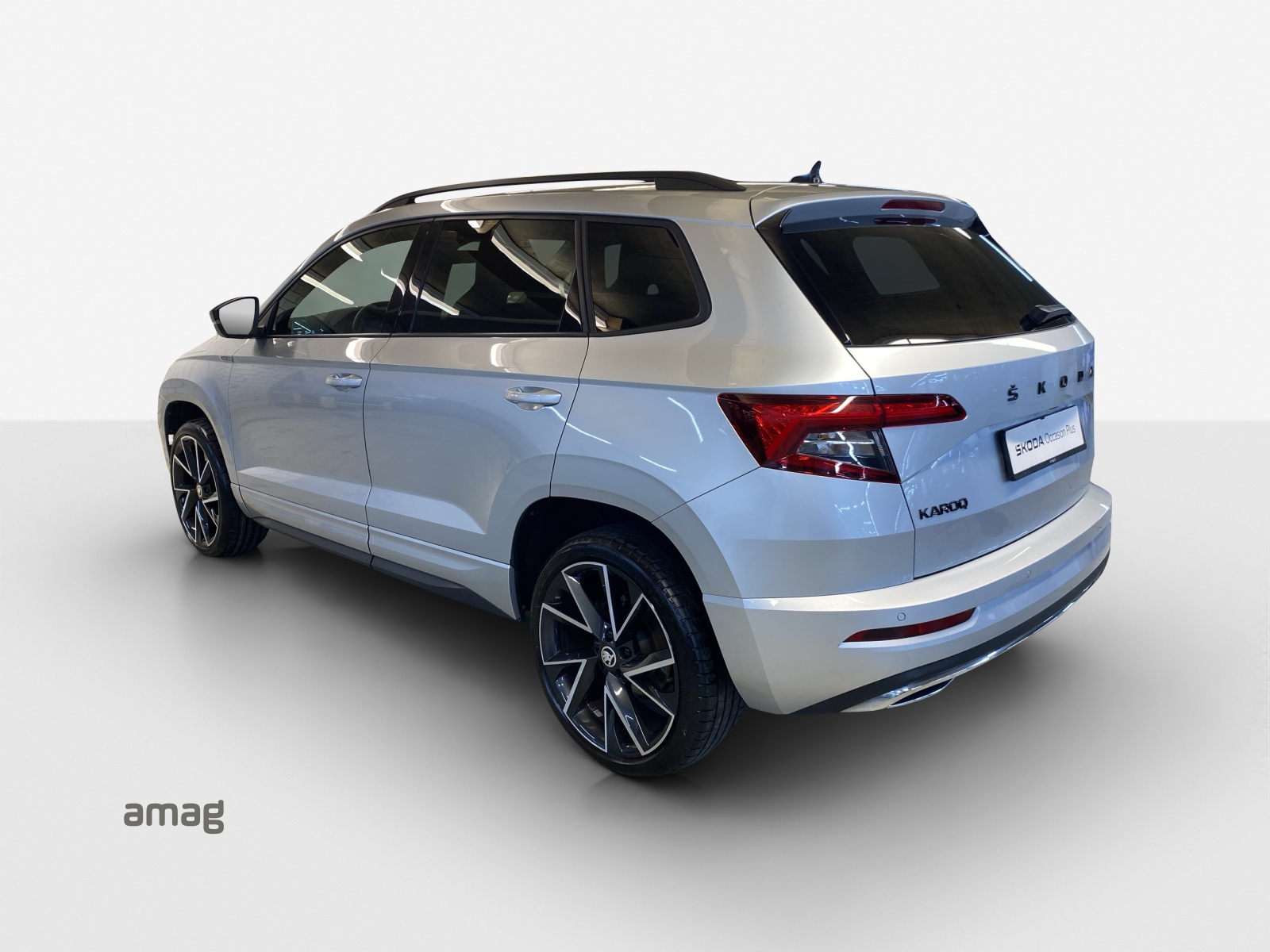SKODA Karoq 1.5 TSI ACT SportLine DSG-showroom-element-2