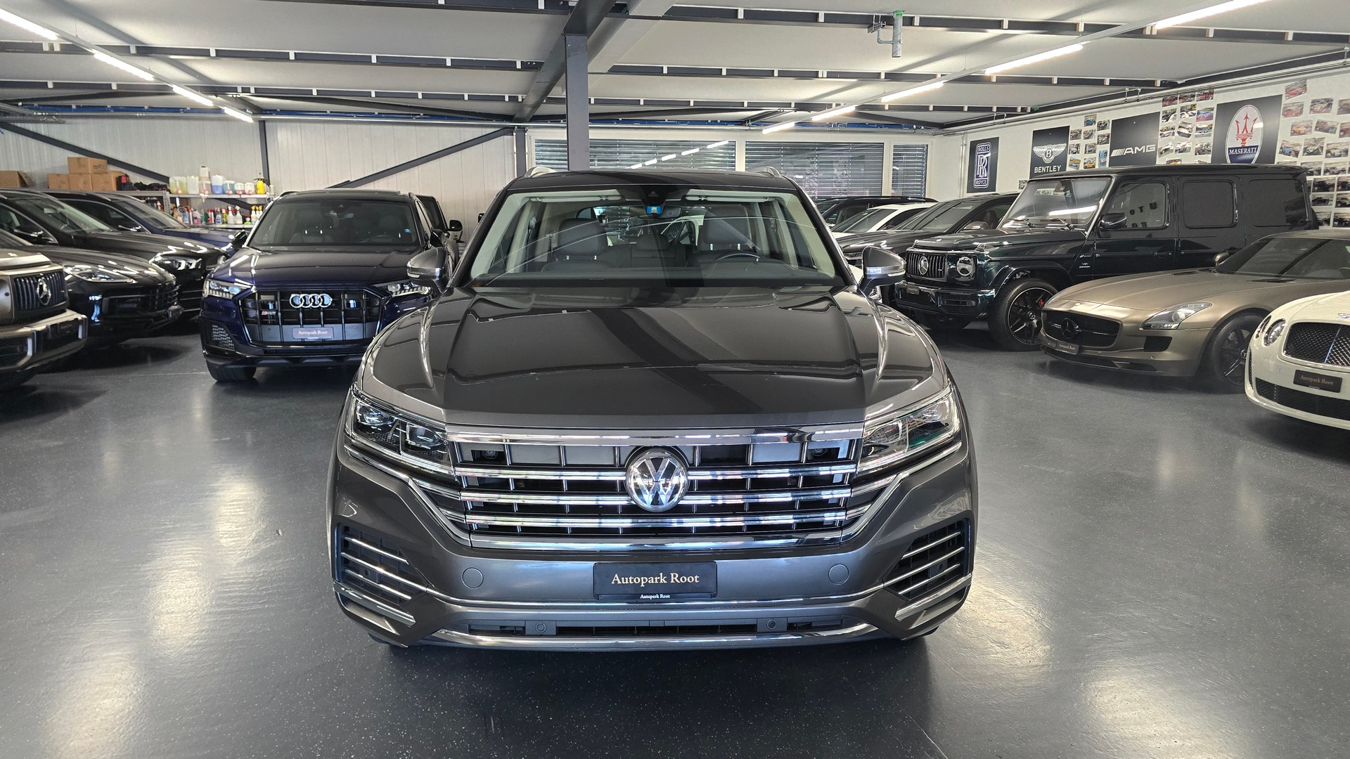 VW Touareg 3.0 TDI Elegance Tiptronic-showroom-element-2