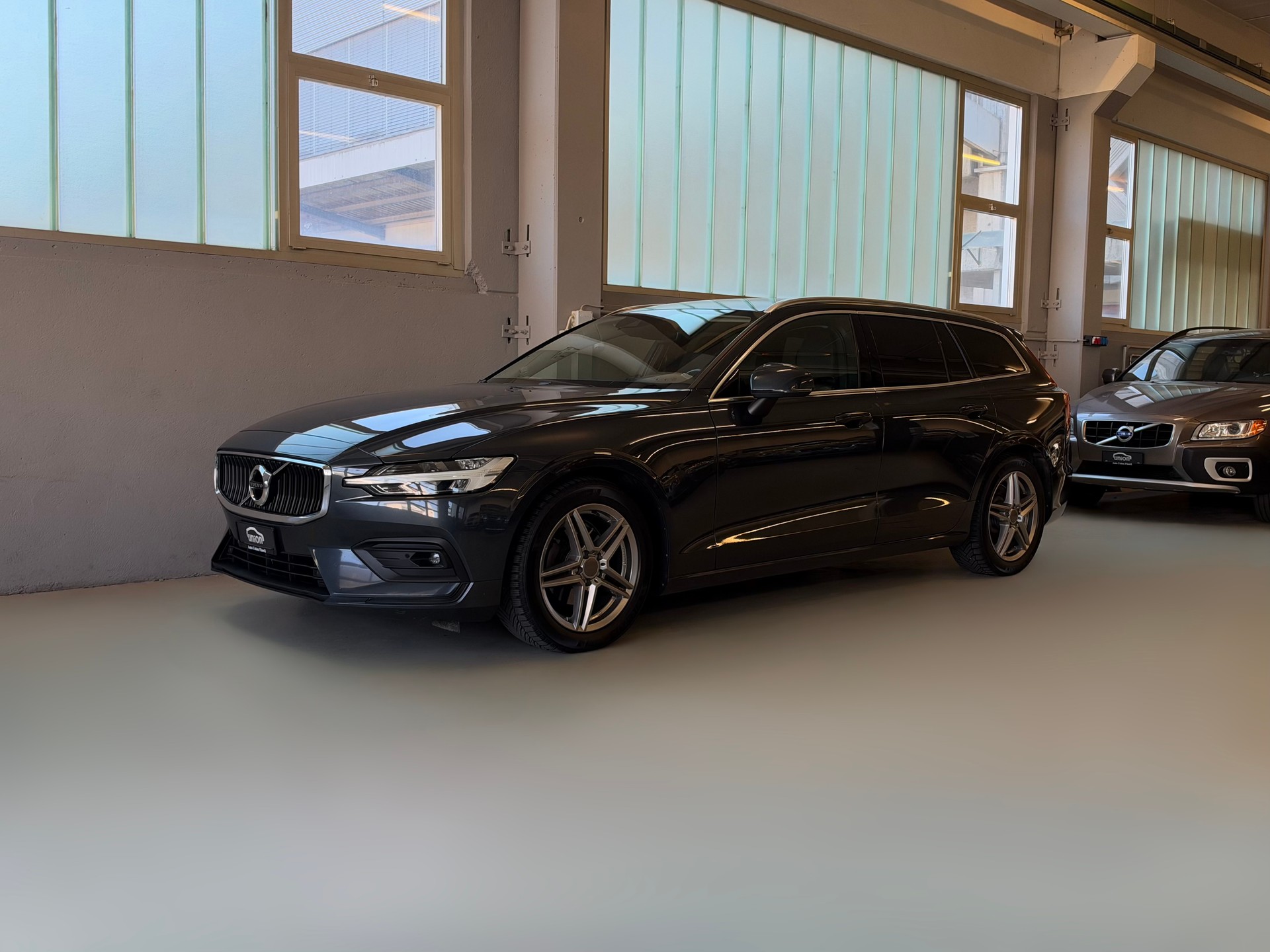 VOLVO V60 D4 Momentum Geartronic