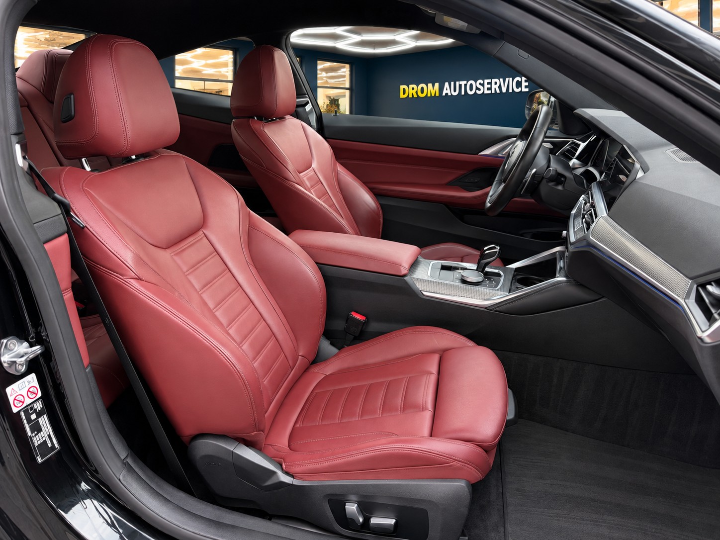 BMW M440i xDrive 48V Coupé Steptronic-image-10