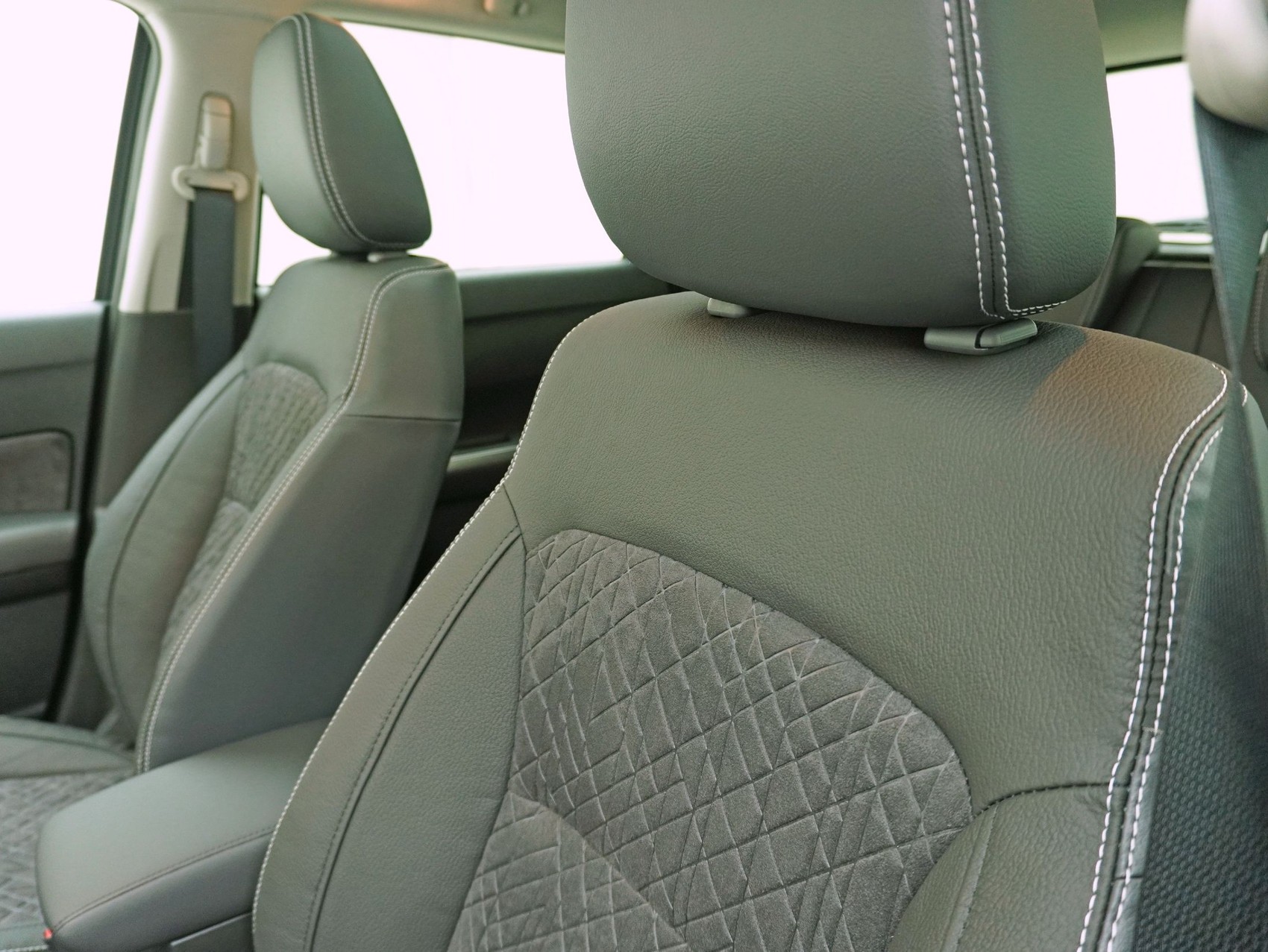 SUZUKI Vitara 1.4 T Piz Sulai Top Hybrid 4x4-image-8