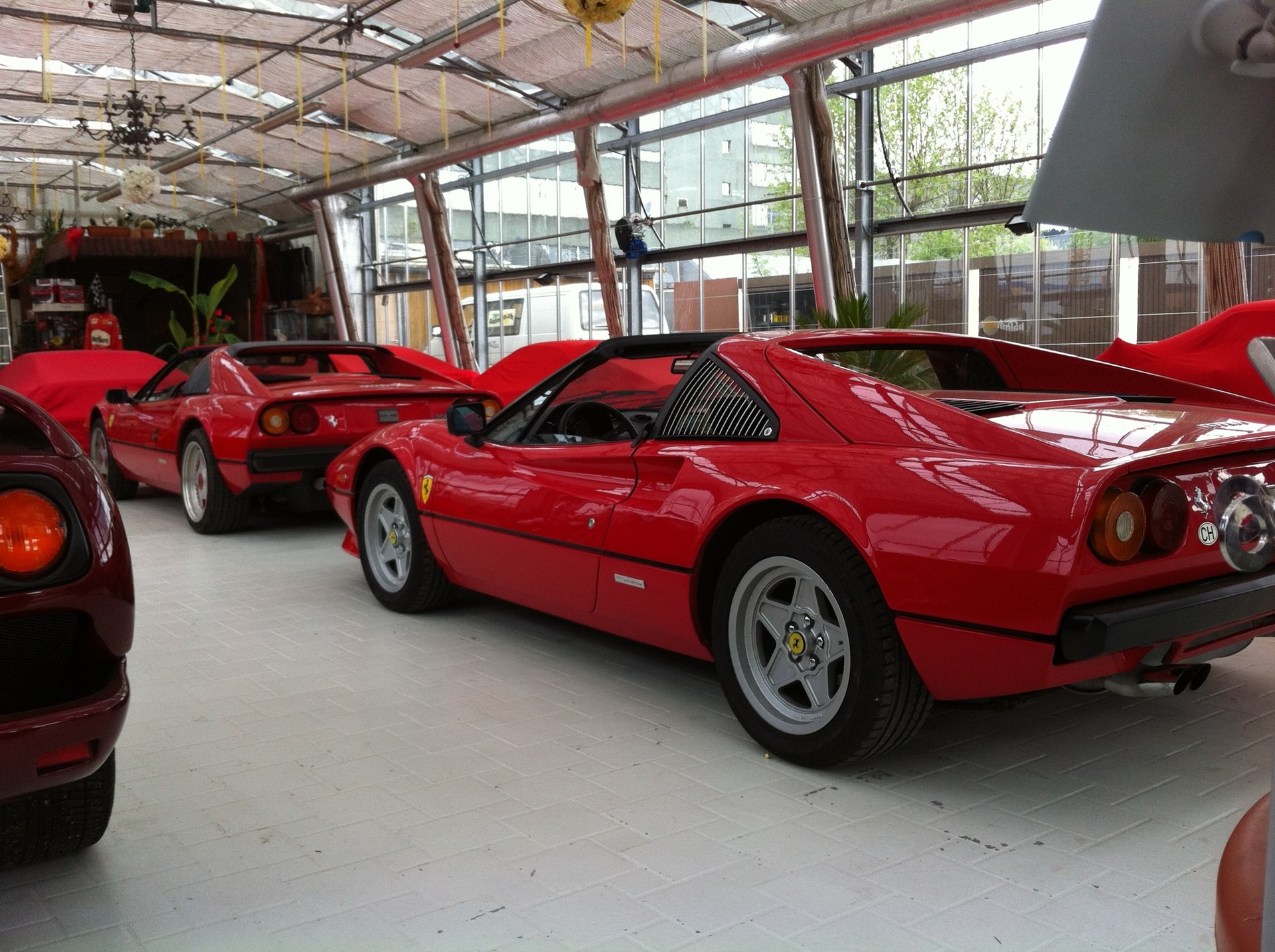 FERRARI 308 GTSi-image-3