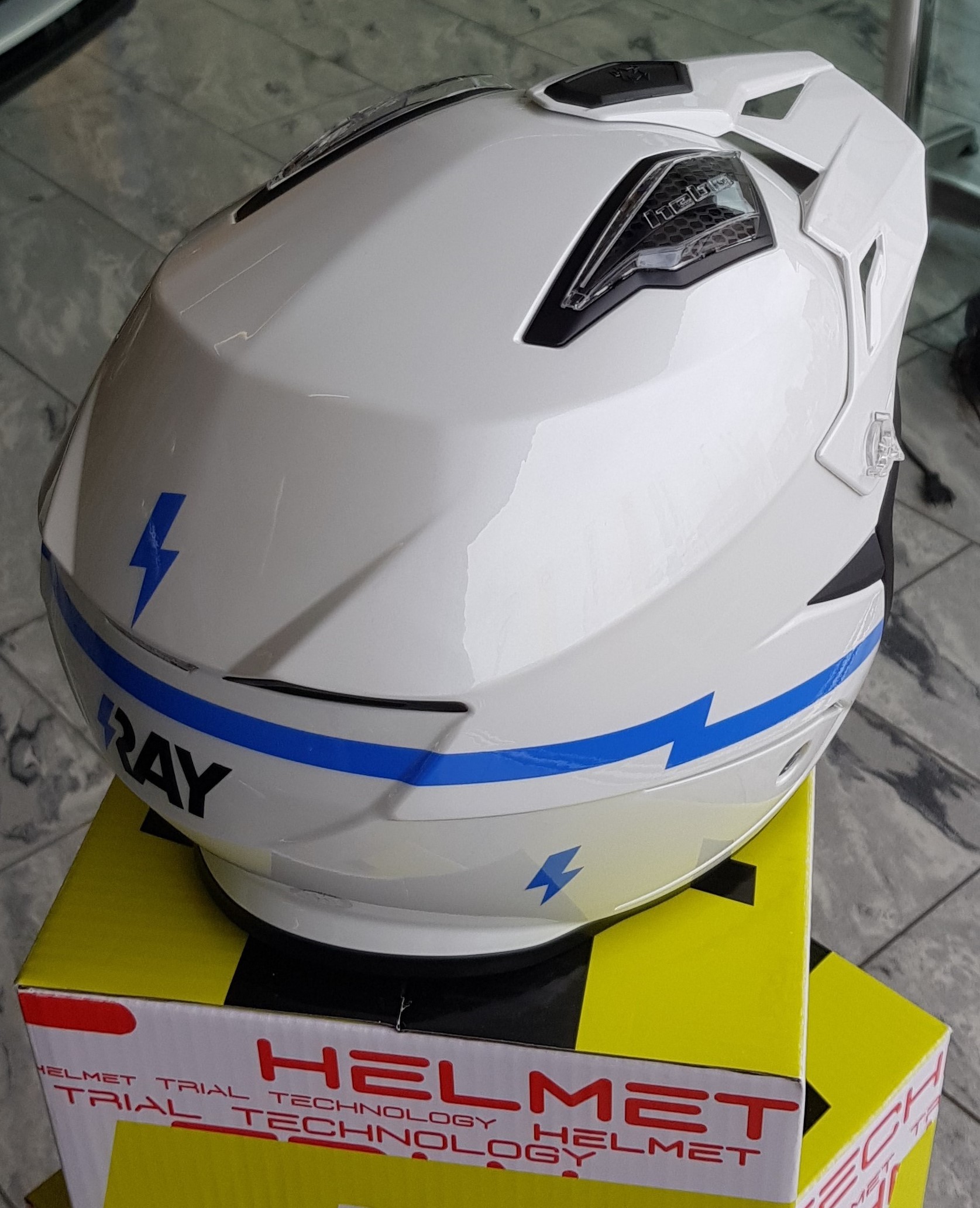RAY Ray 7.7 1.8 KW Charger-image-13