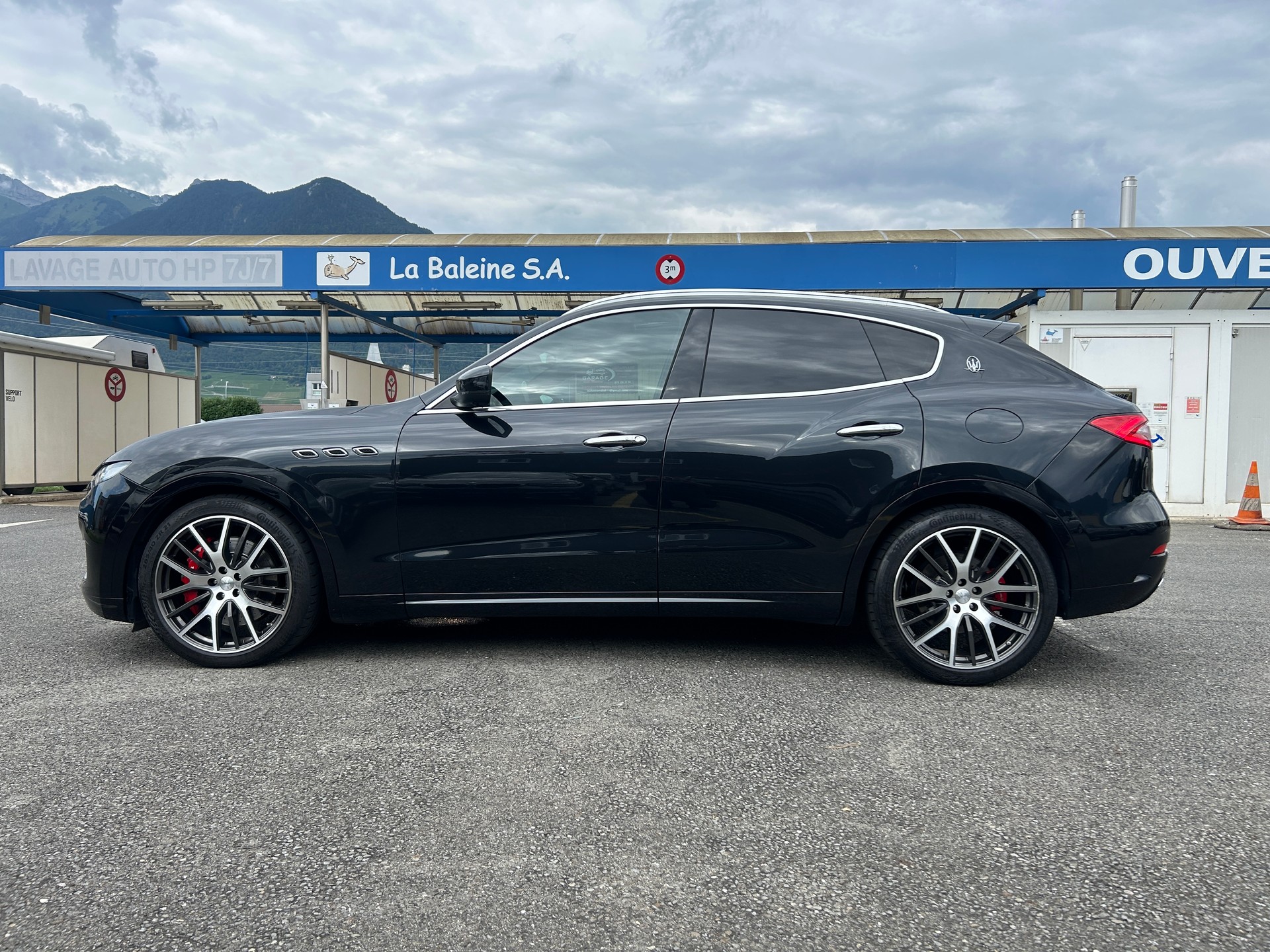 MASERATI Levante S 3.0 V6 Automatica-image-4
