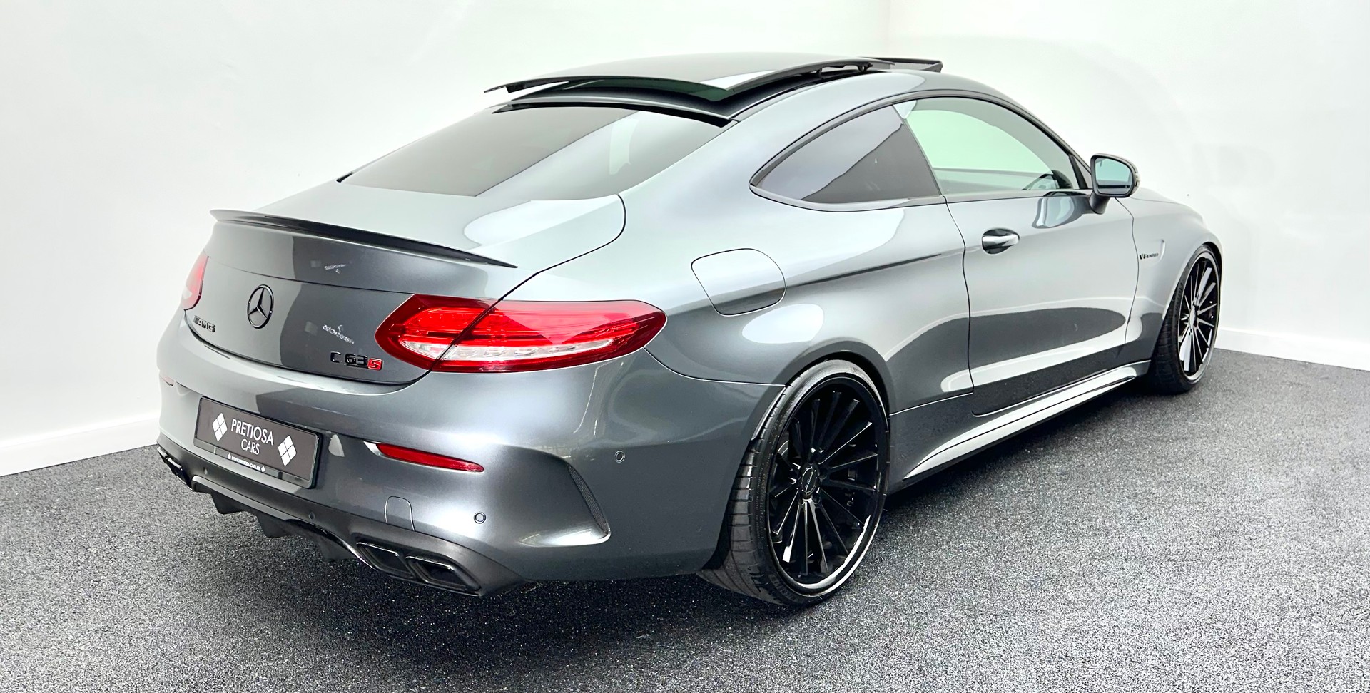 MERCEDES-BENZ C 63 S AMG Speedshift-image-4