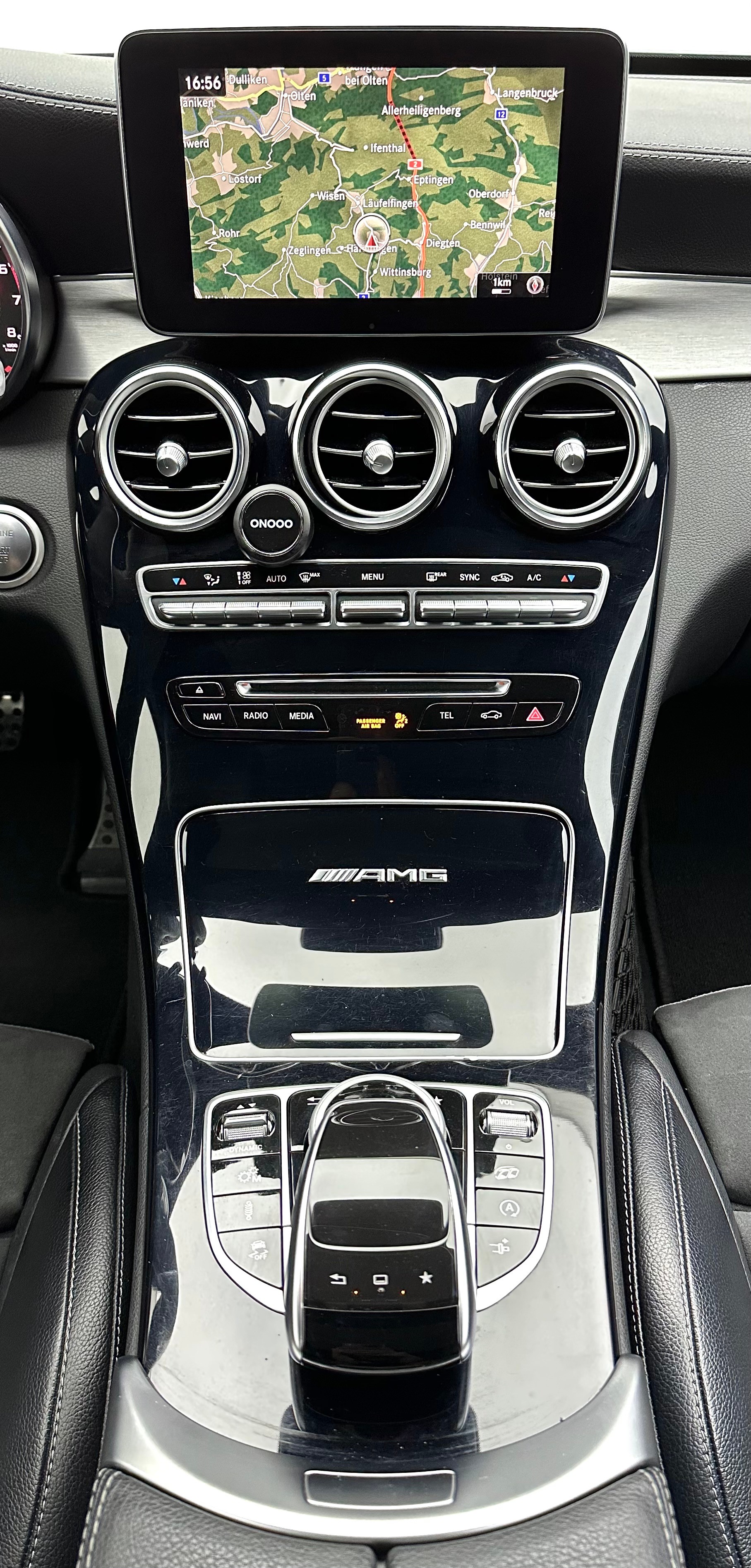 MERCEDES-BENZ C 63 S AMG Speedshift-image-10