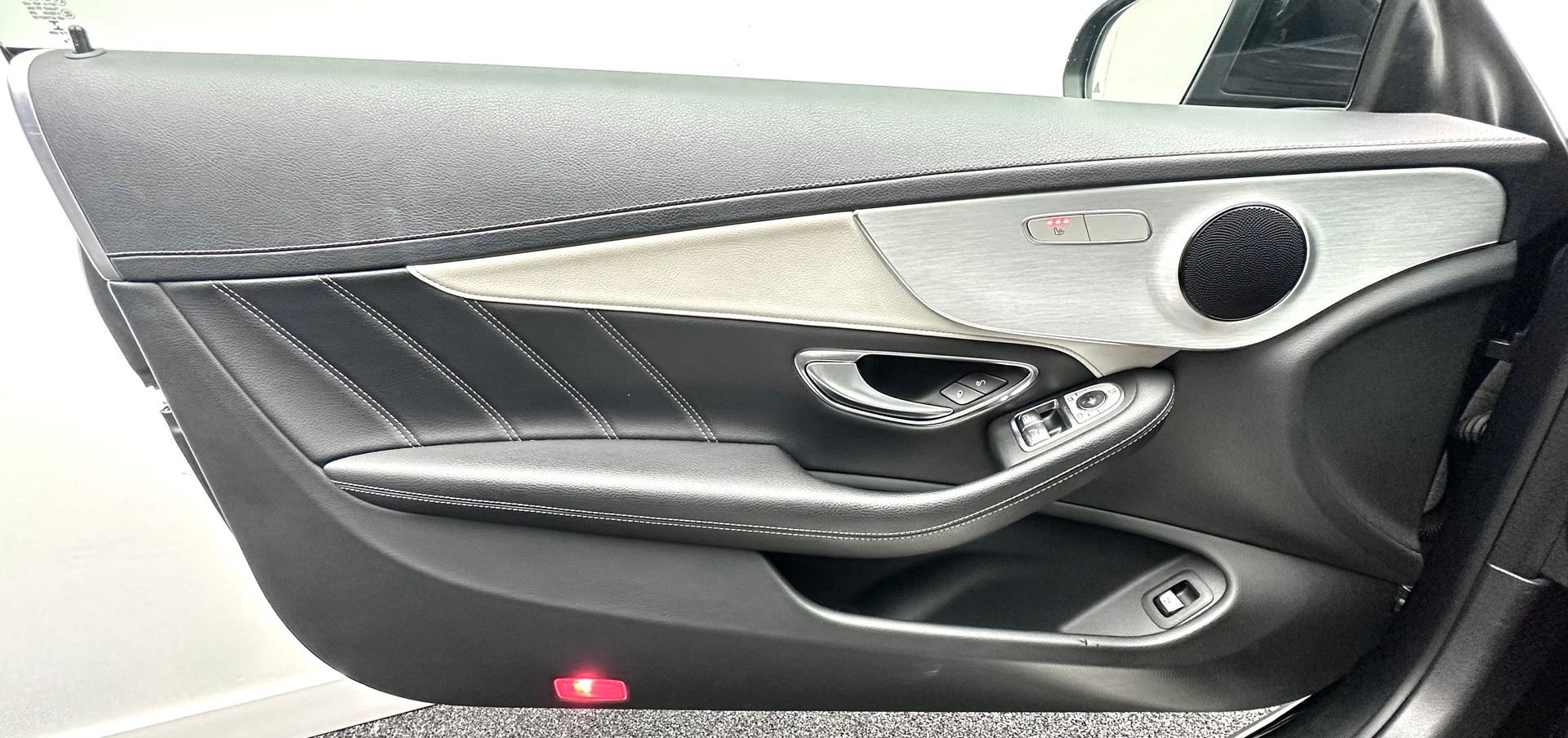 MERCEDES-BENZ C 63 S AMG Speedshift-image-11