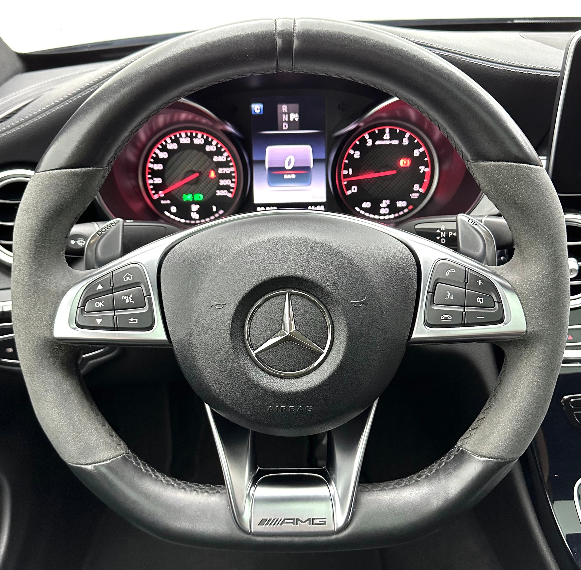 MERCEDES-BENZ C 63 S AMG Speedshift-image-8