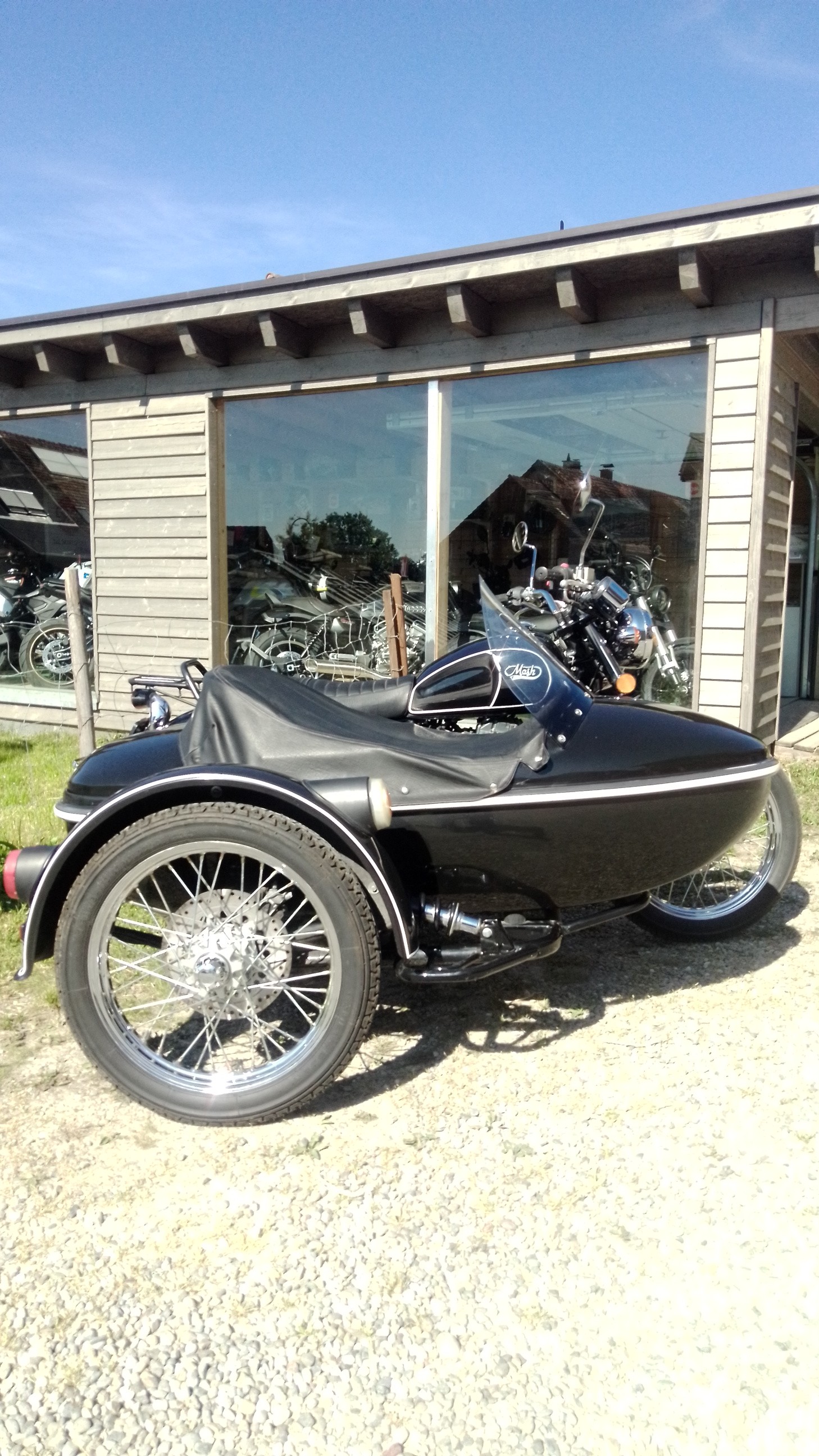 MASH 500 Side Car-image-1