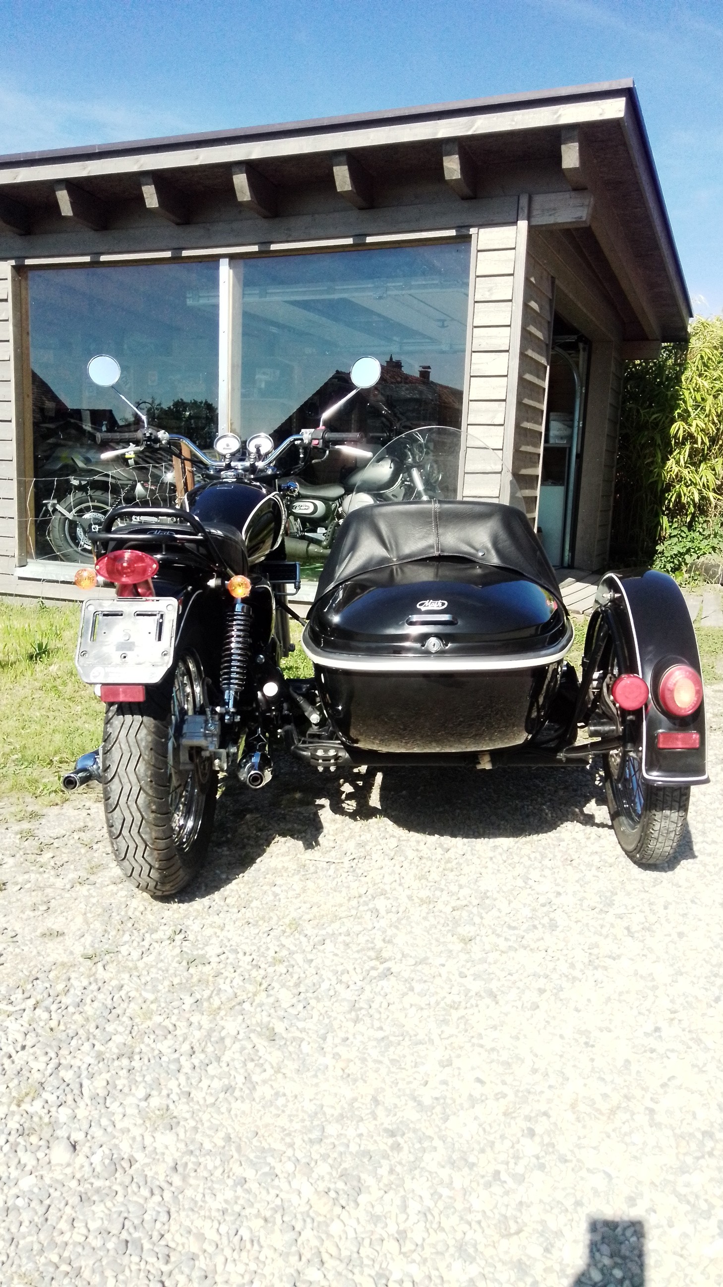 MASH 500 Side Car-image-2