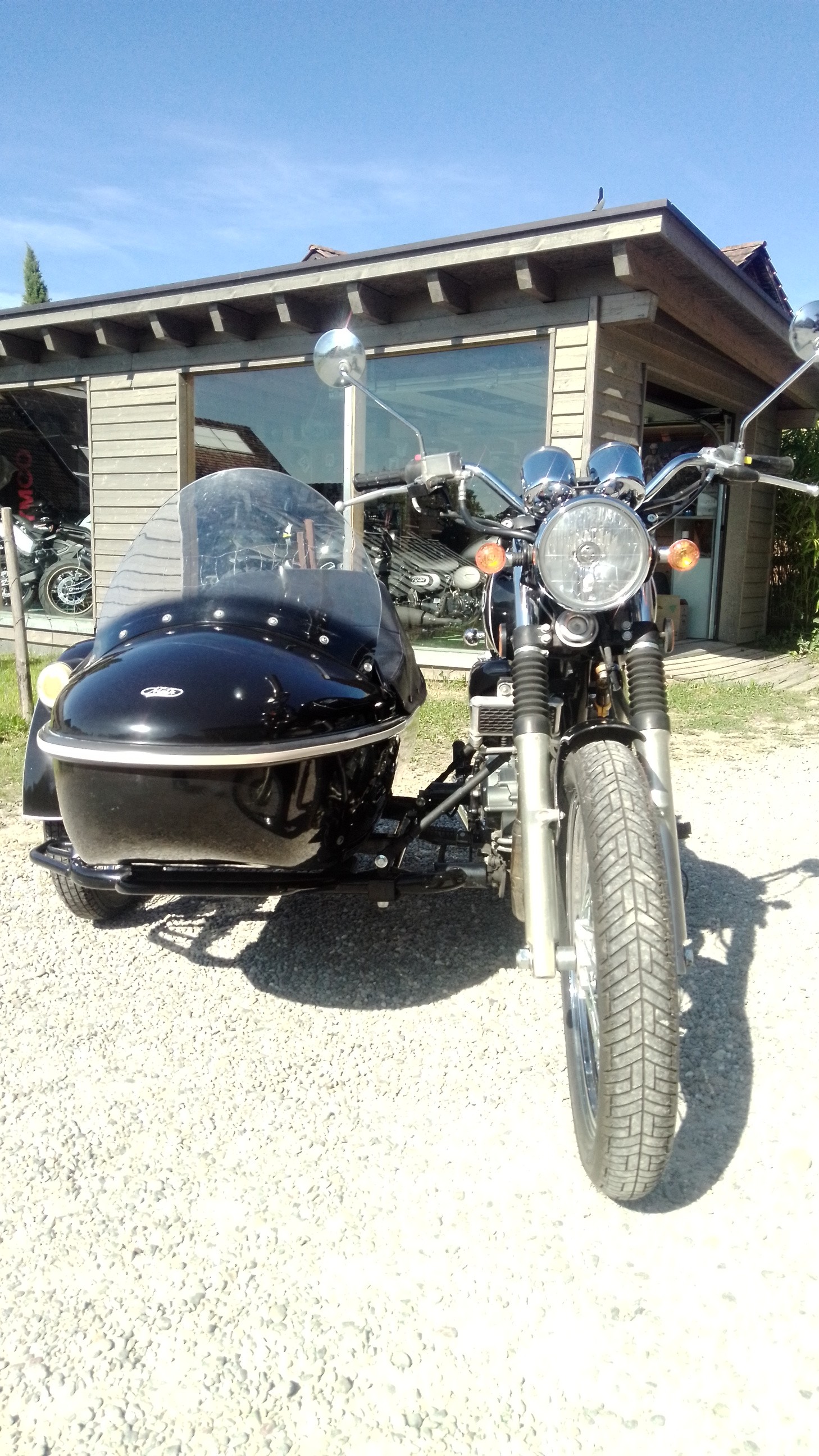 MASH 500 Side Car-image-0