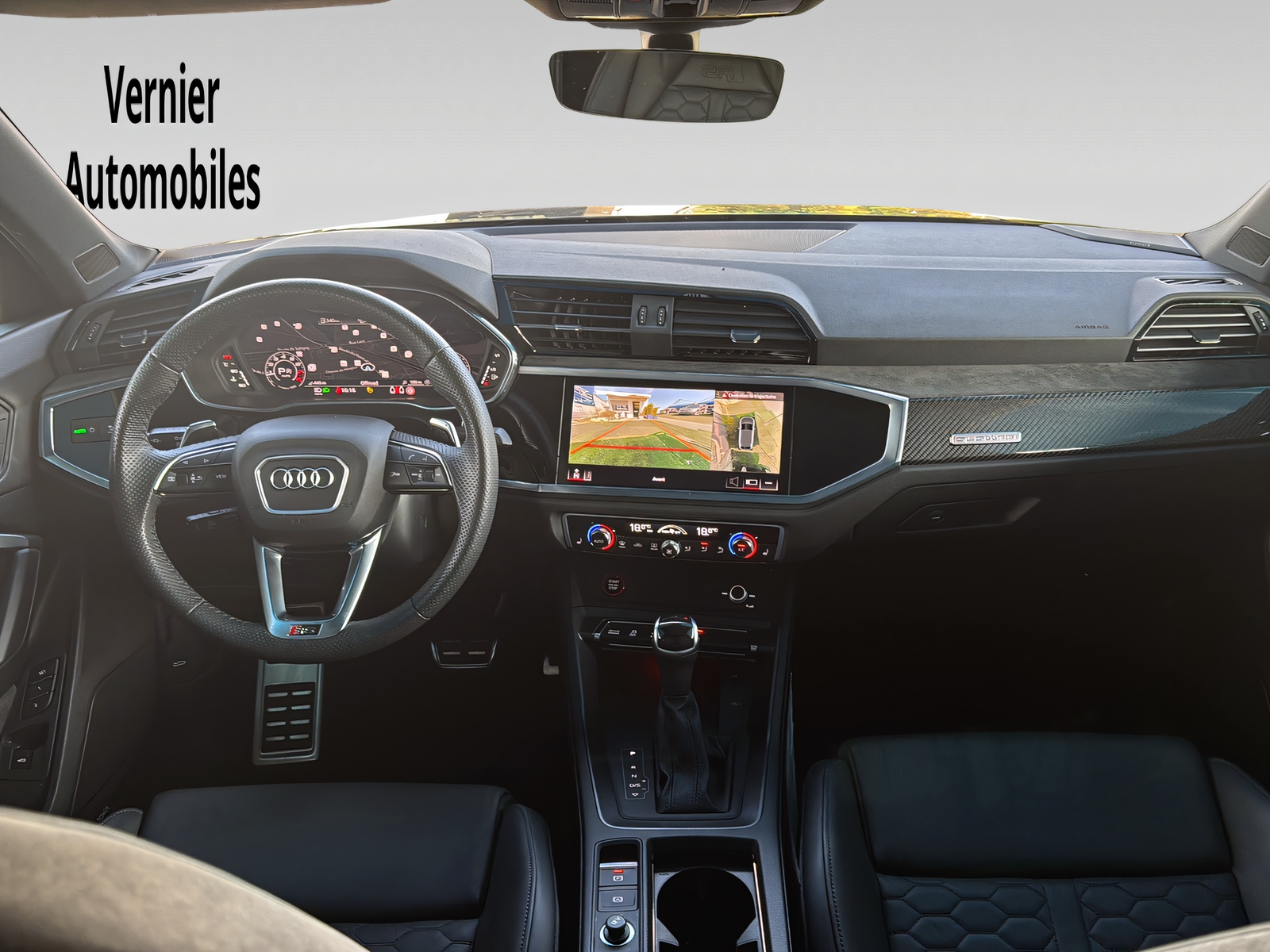AUDI RS Q3 Sportback quattro S tronic-image-15