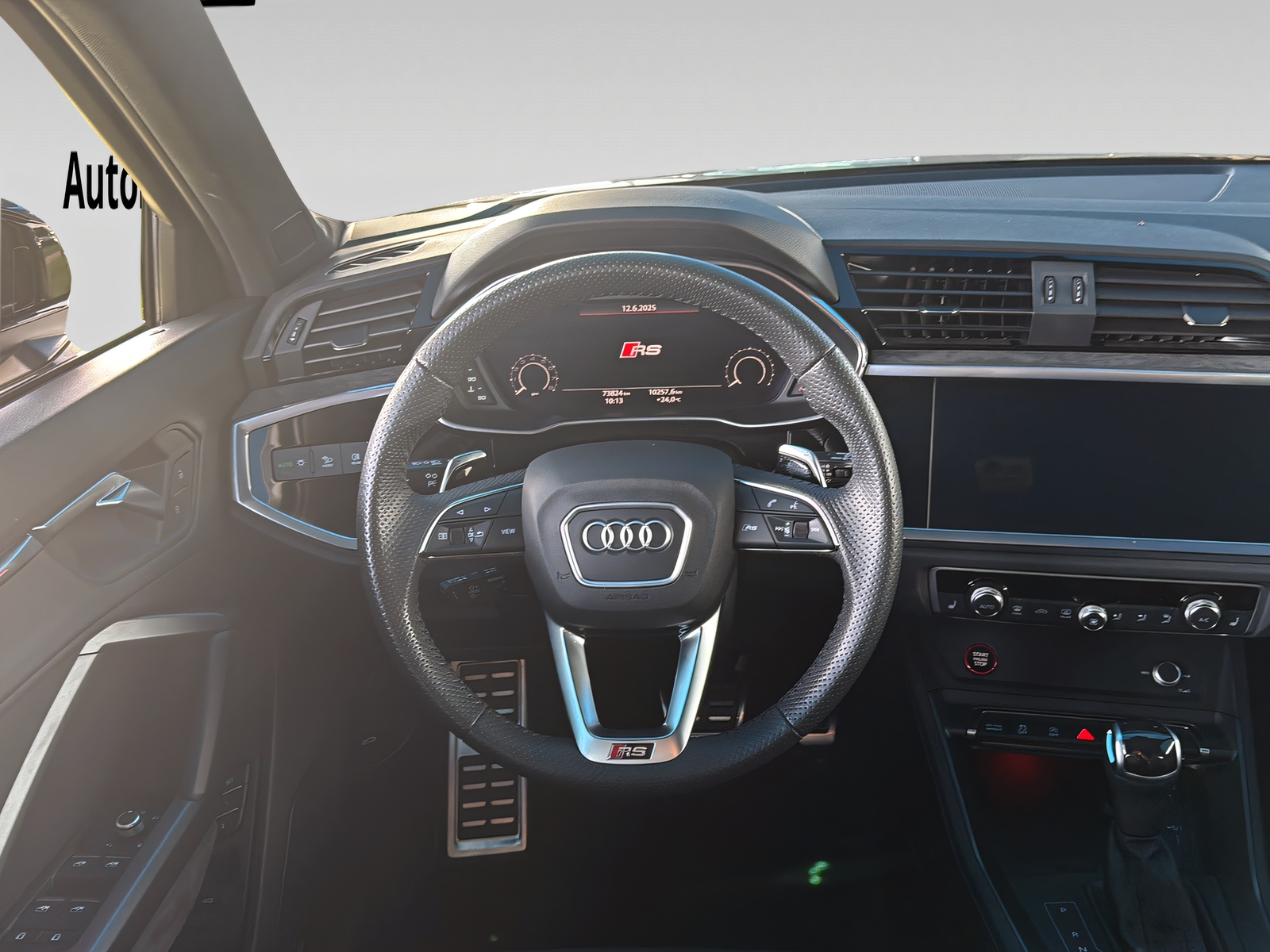 AUDI RS Q3 Sportback quattro S tronic-image-13