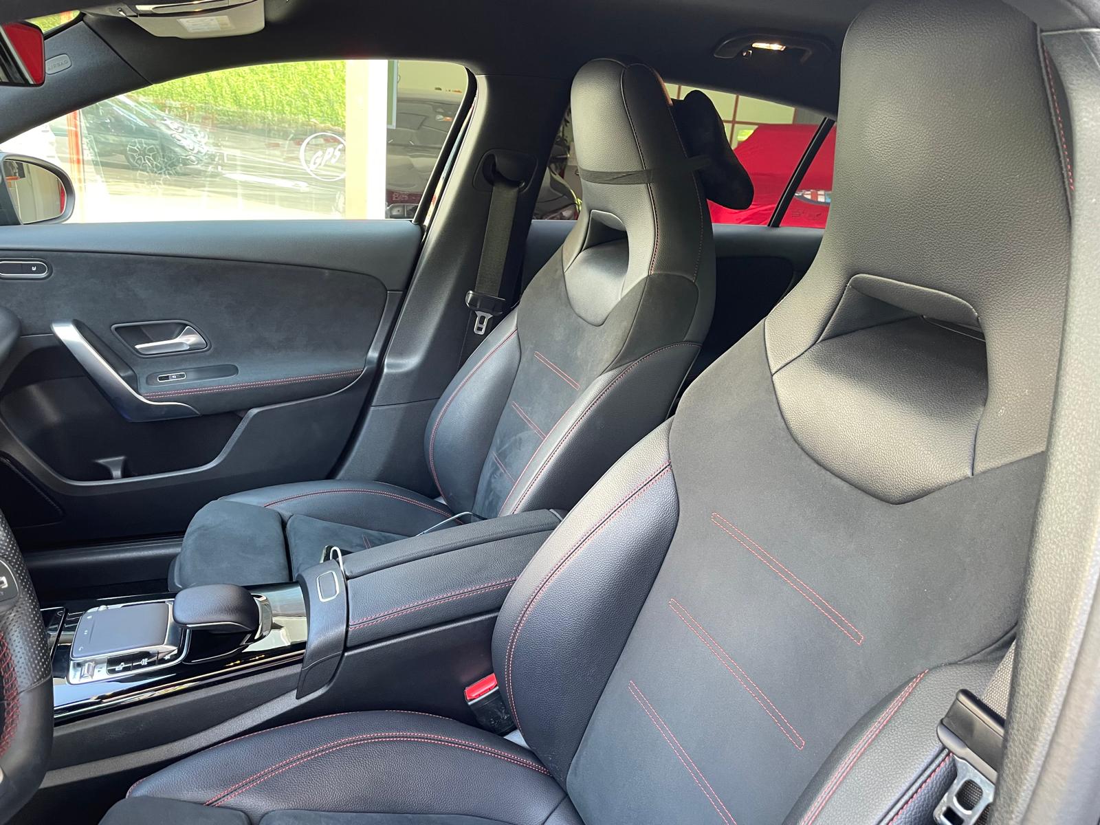 MERCEDES-BENZ A 250 AMG Line 7G-DCT-image-4