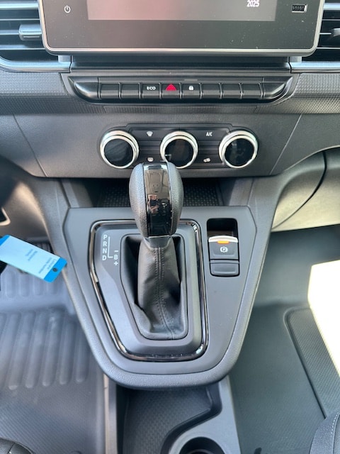 RENAULT Kangoo Van EV45 Open Sesame 11kW Extra-image-22
