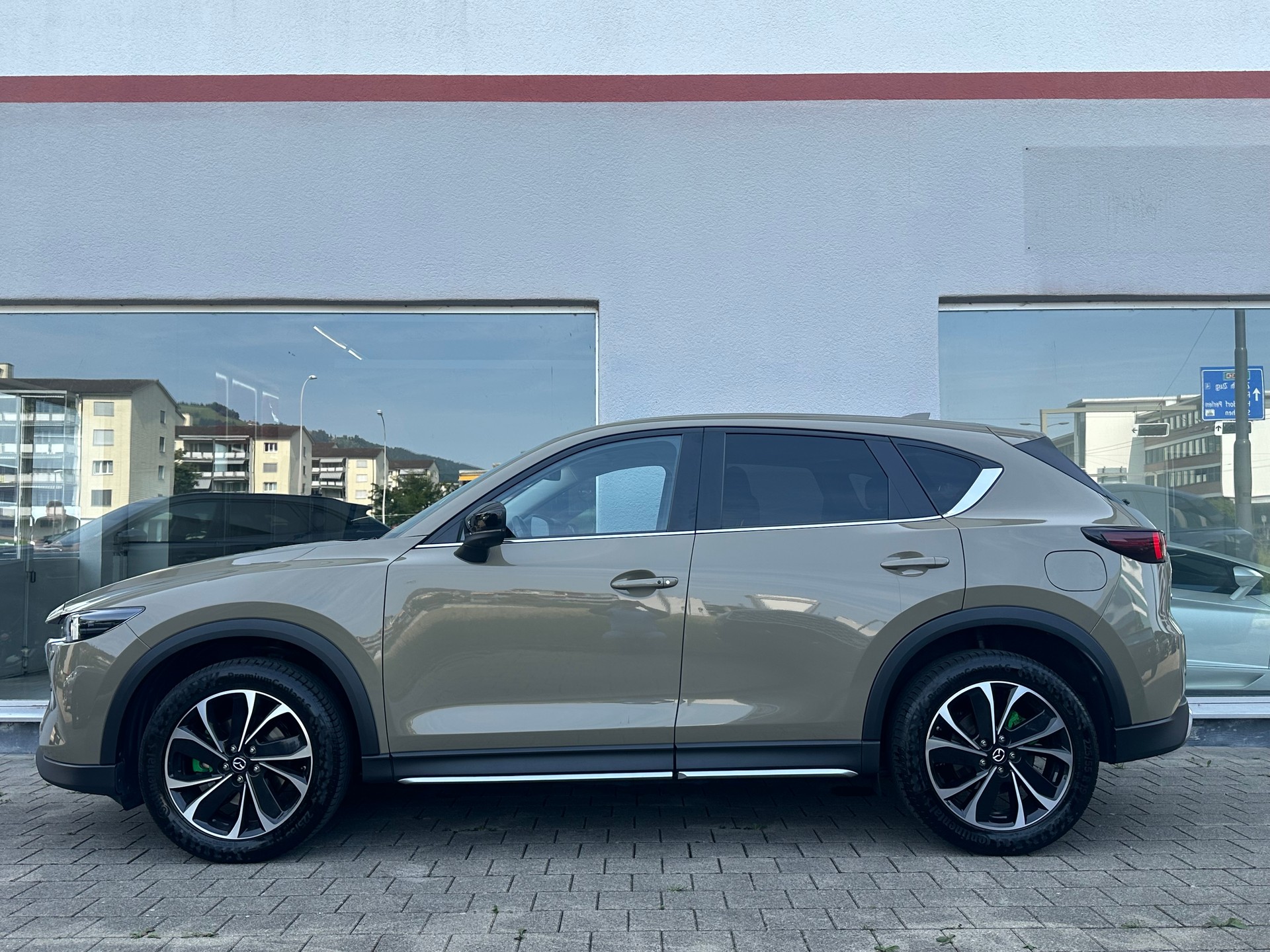MAZDA CX-5 SKYACTIV-D 184 Newground AWD Automat-showroom-element-2