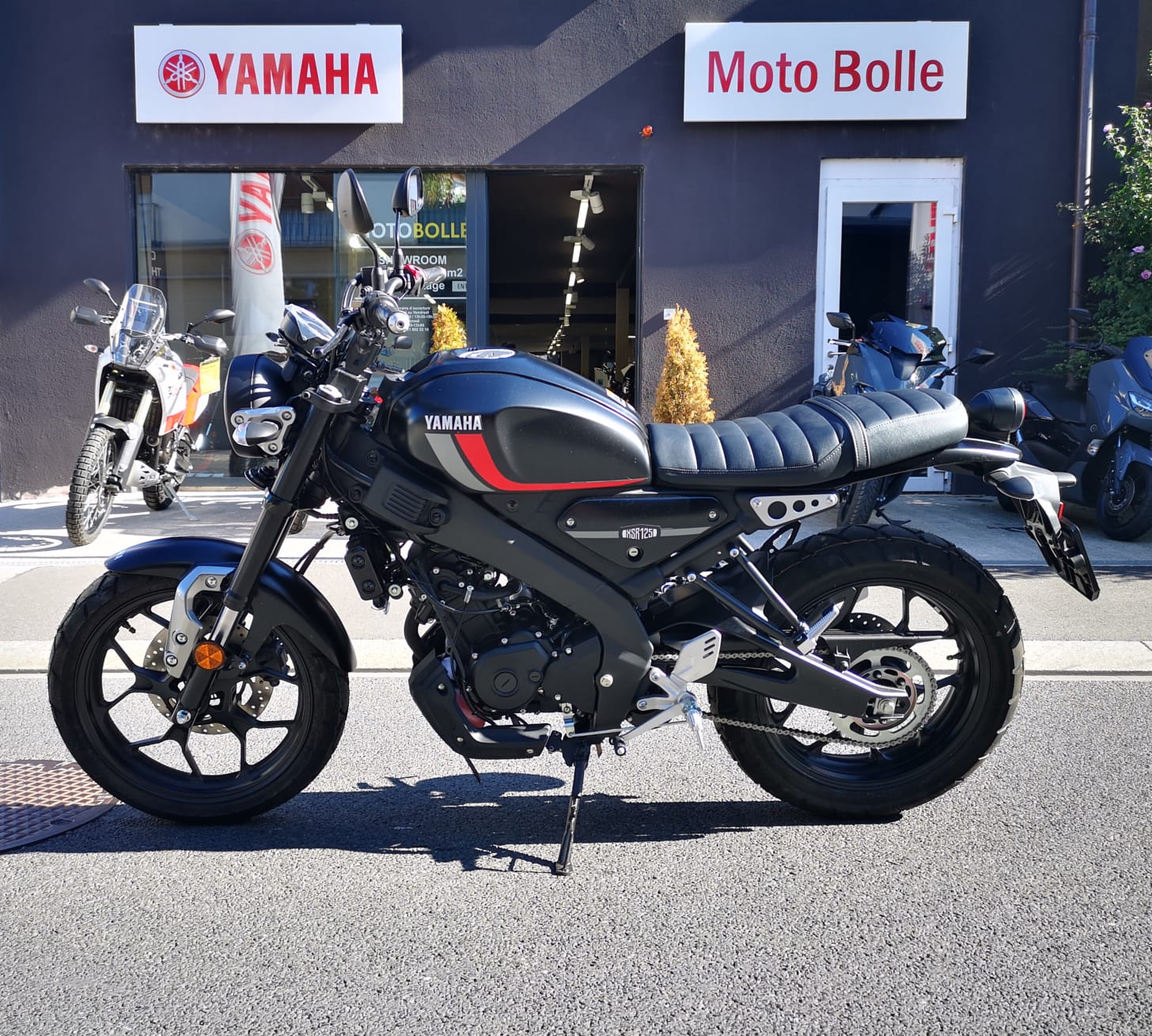 YAMAHA XSR 125-image-2