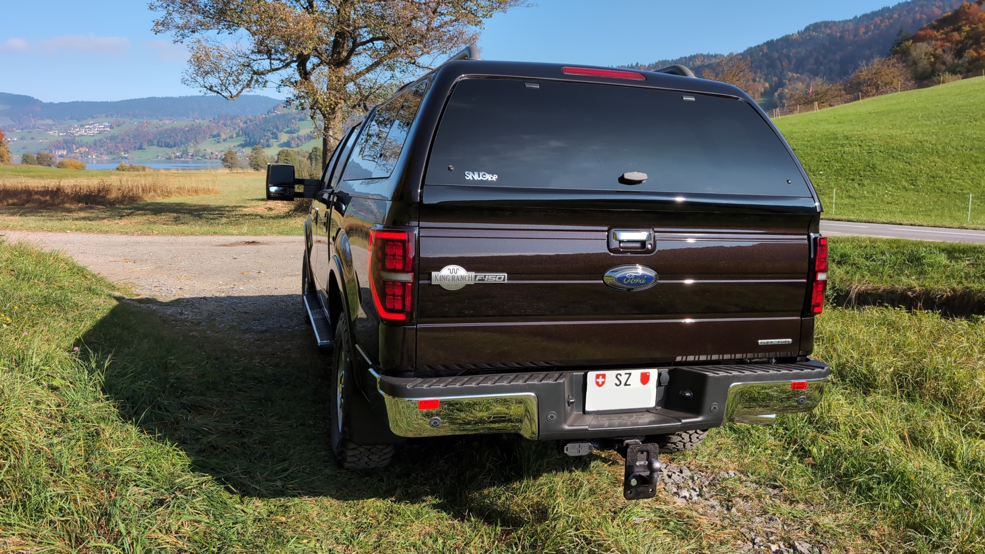FORD F-150 King Ranch V8 5L 4x4 SuperCrew-image-3