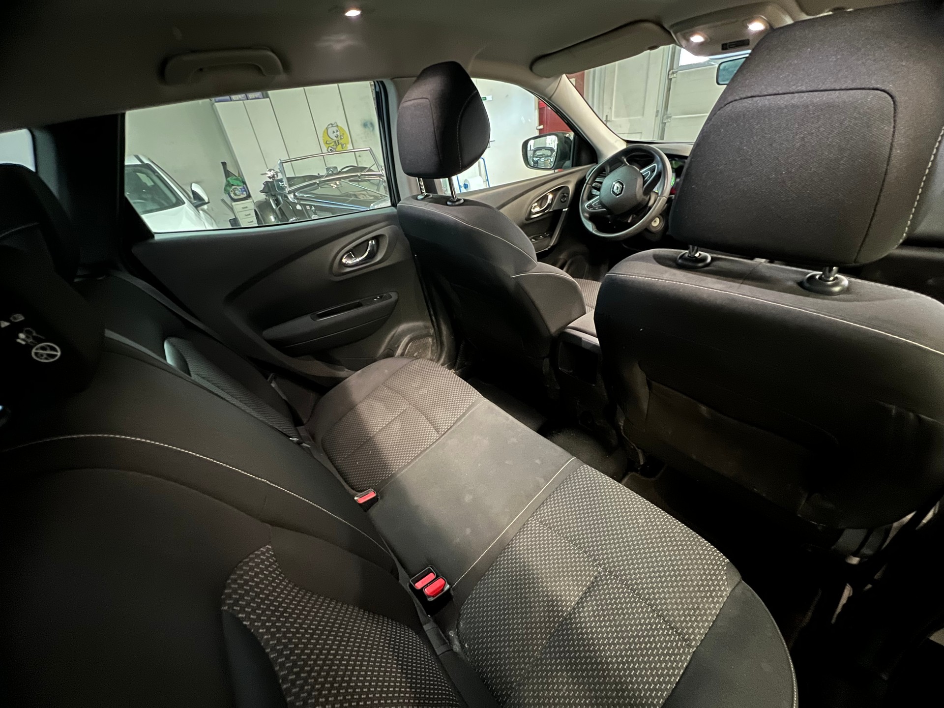 RENAULT Kadjar 1.2 16V Turbo Bose-image-9