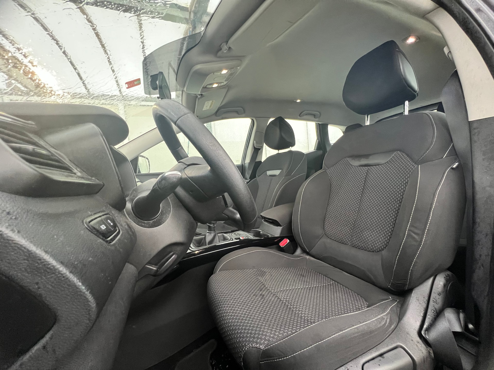 RENAULT Kadjar 1.2 16V Turbo Bose-image-7
