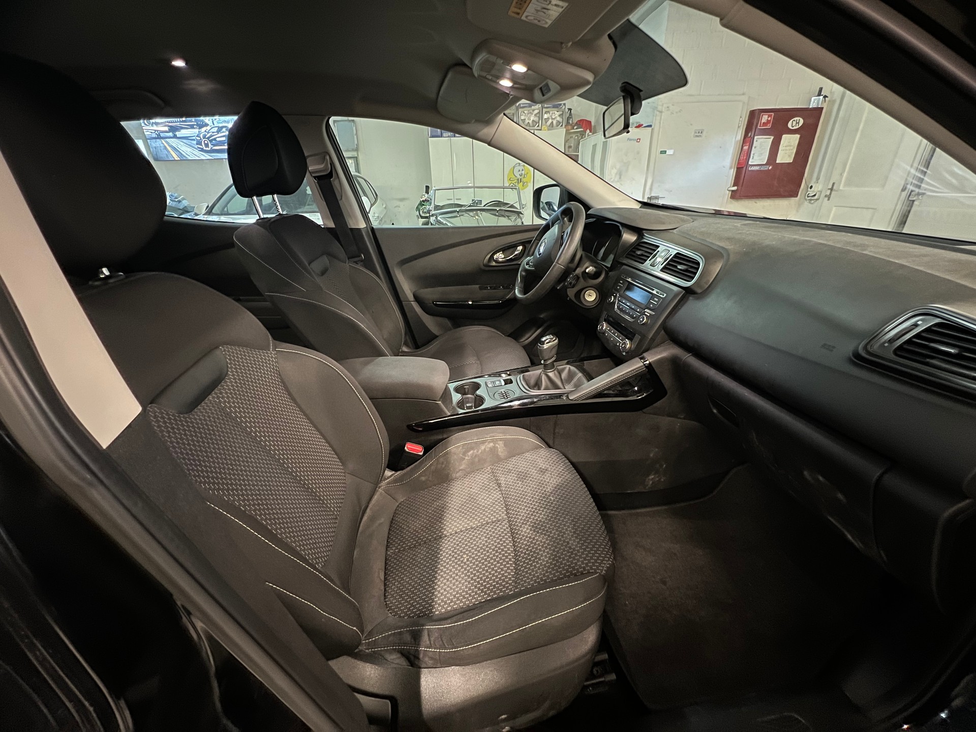 RENAULT Kadjar 1.2 16V Turbo Bose-image-8