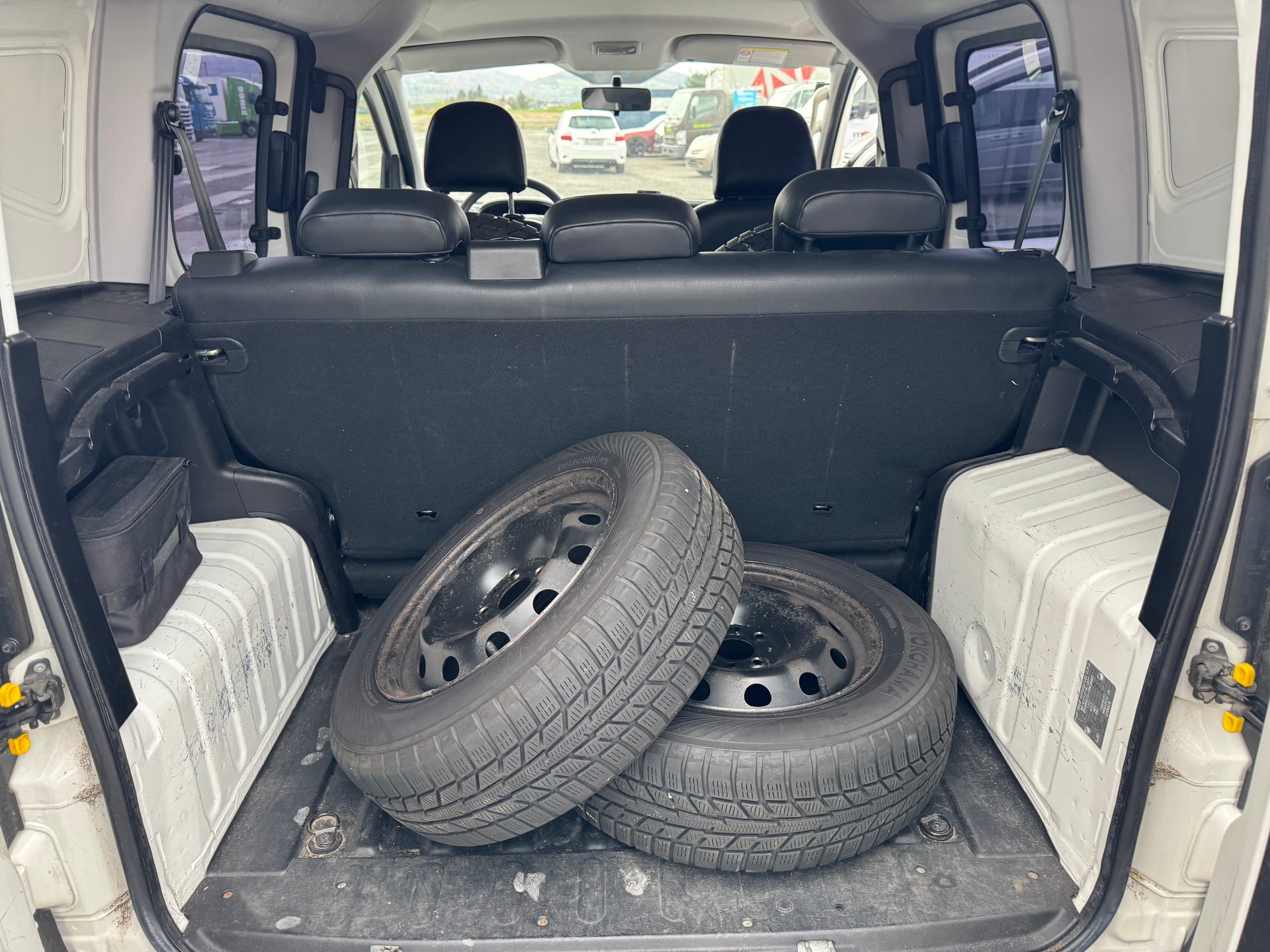 FIAT Fiorino 1.3 MJ Swiss-image-4