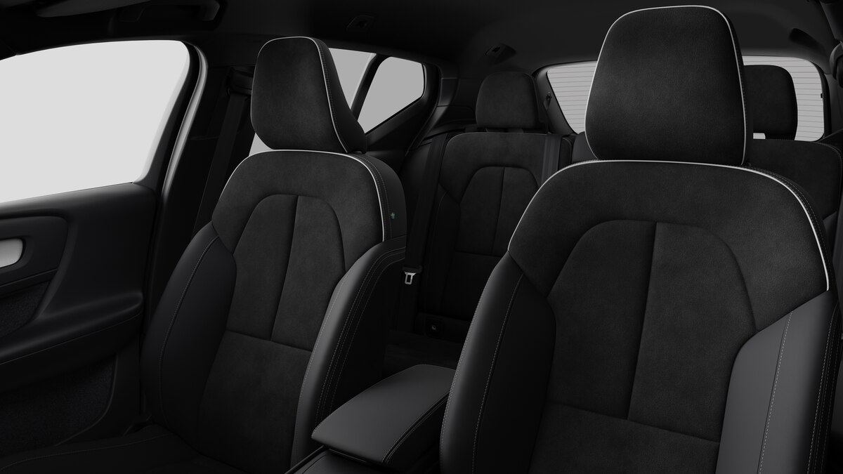 VOLVO XC40 2.0 B3 MH Core XCITE-image-10