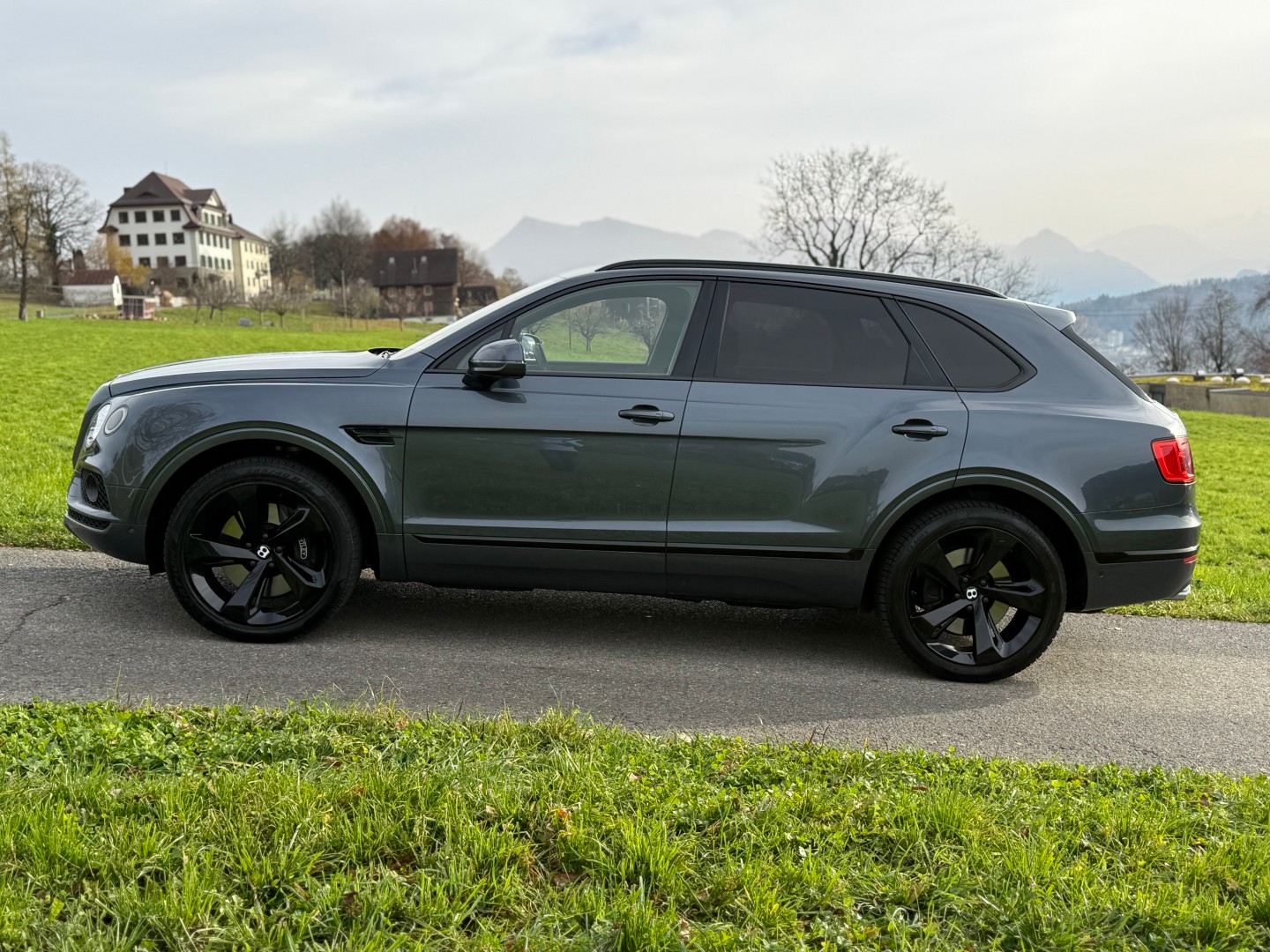 BENTLEY Bentayga W12-image-7
