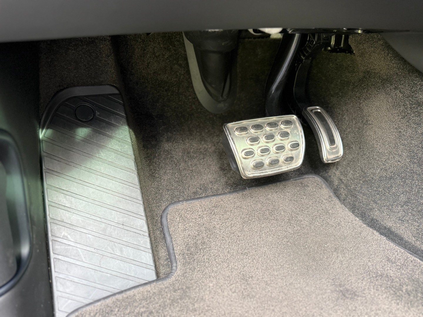 BENTLEY Bentayga W12-image-14