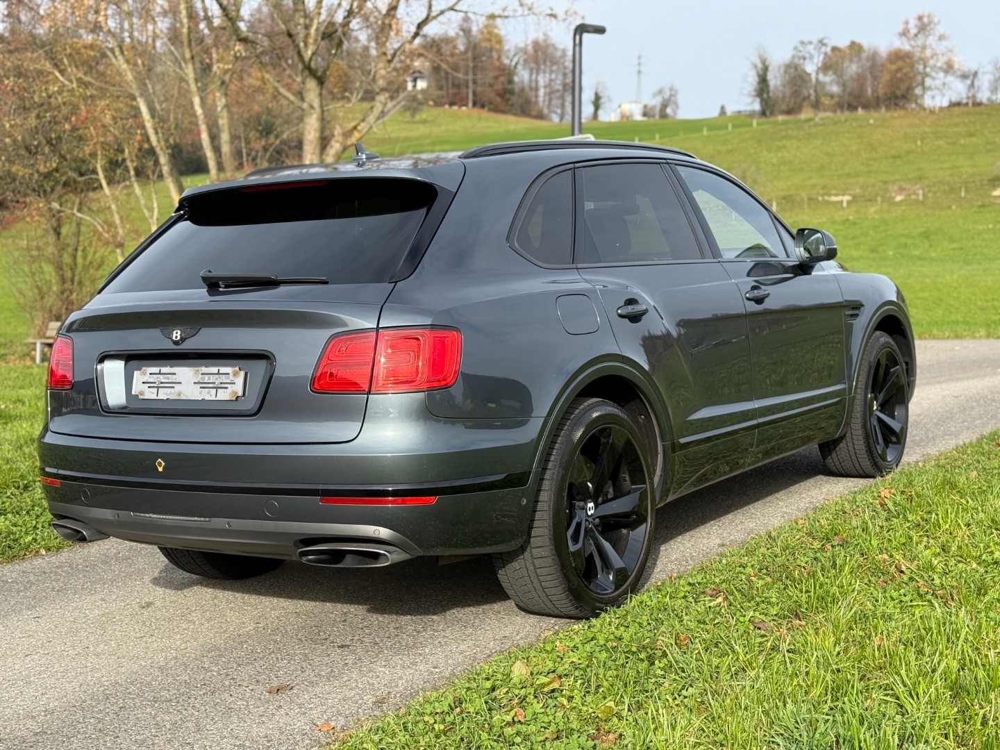 BENTLEY Bentayga W12-image-3