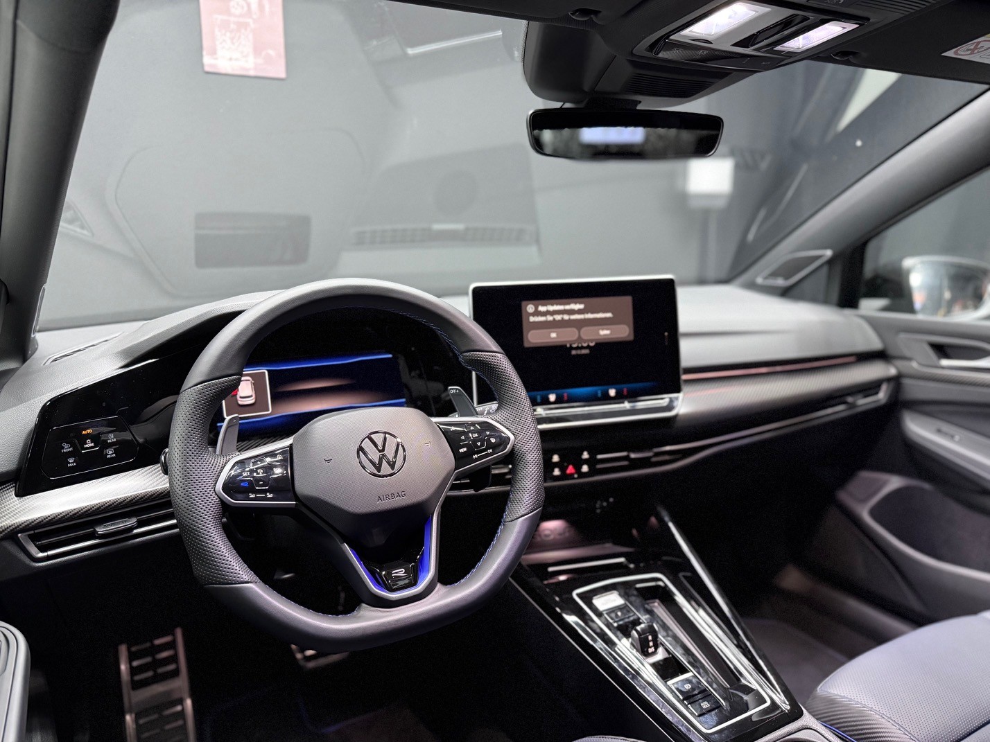 VW Golf 2.0TSI R 4M-image-15
