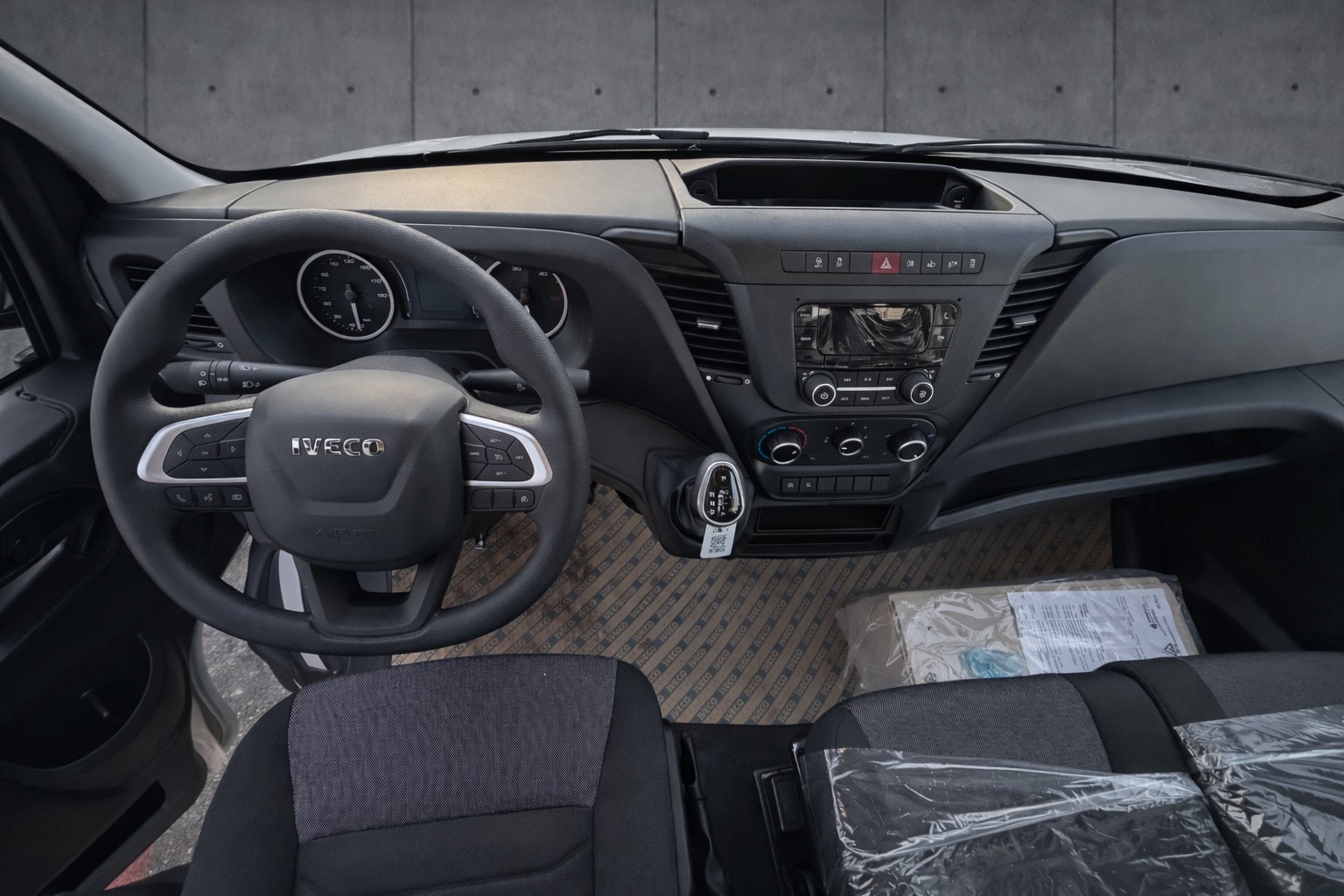 IVECO 35 S 16H A8-image-11