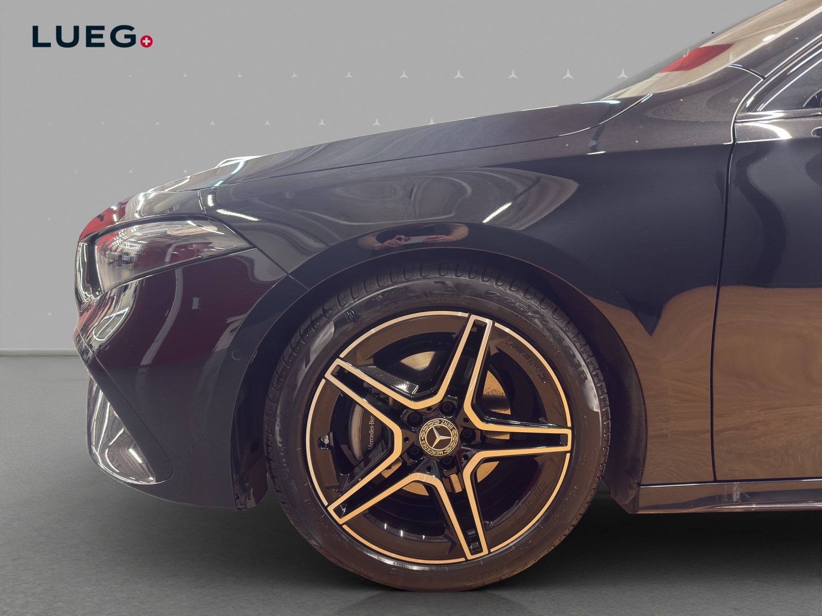 MERCEDES-BENZ A 200 - AMG / Rückfahrkamera / Smartphone Integration / Night-Paket-image-5