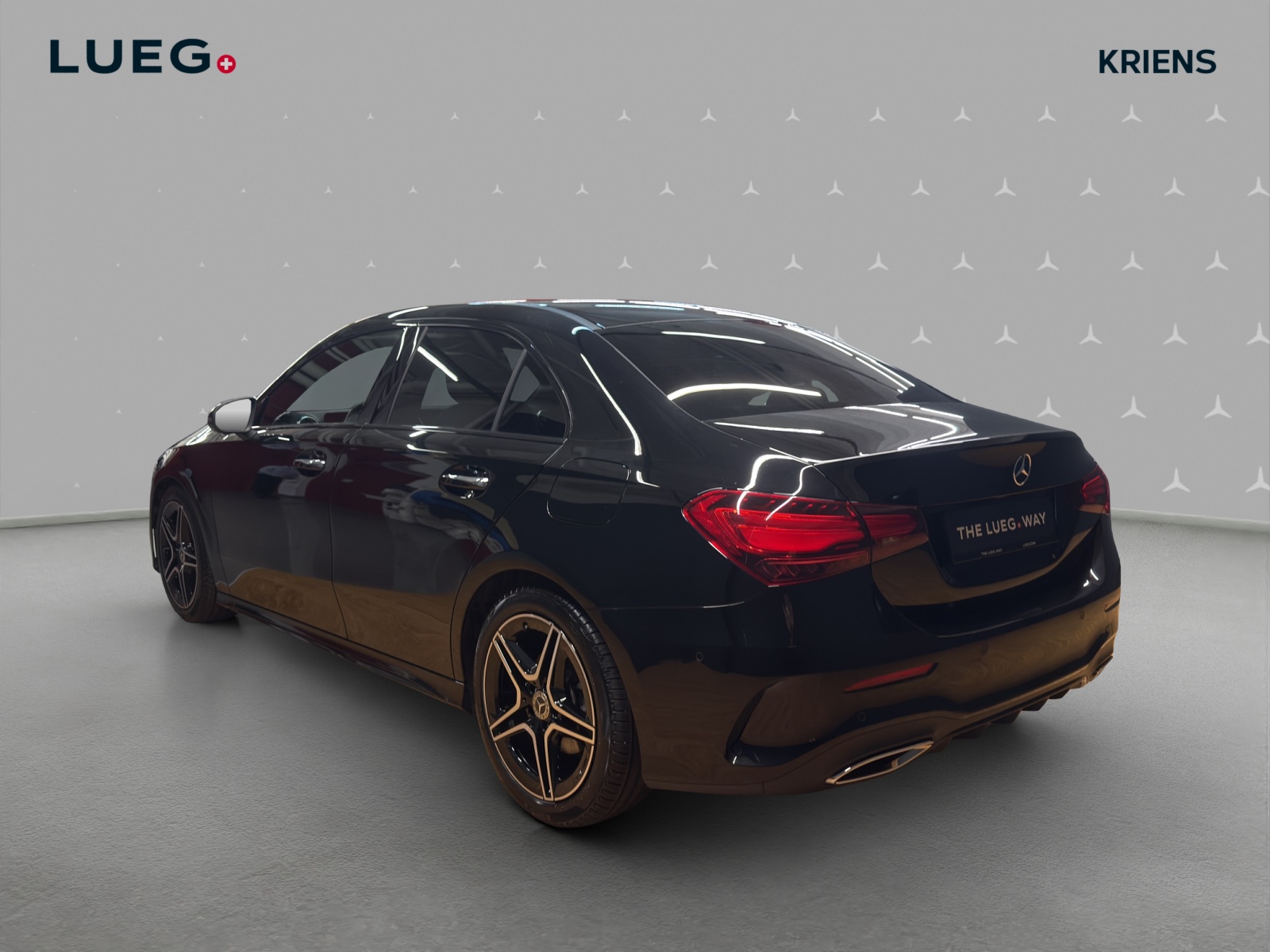 MERCEDES-BENZ A 200 - AMG / Rückfahrkamera / Smartphone Integration / Night-Paket-image-2