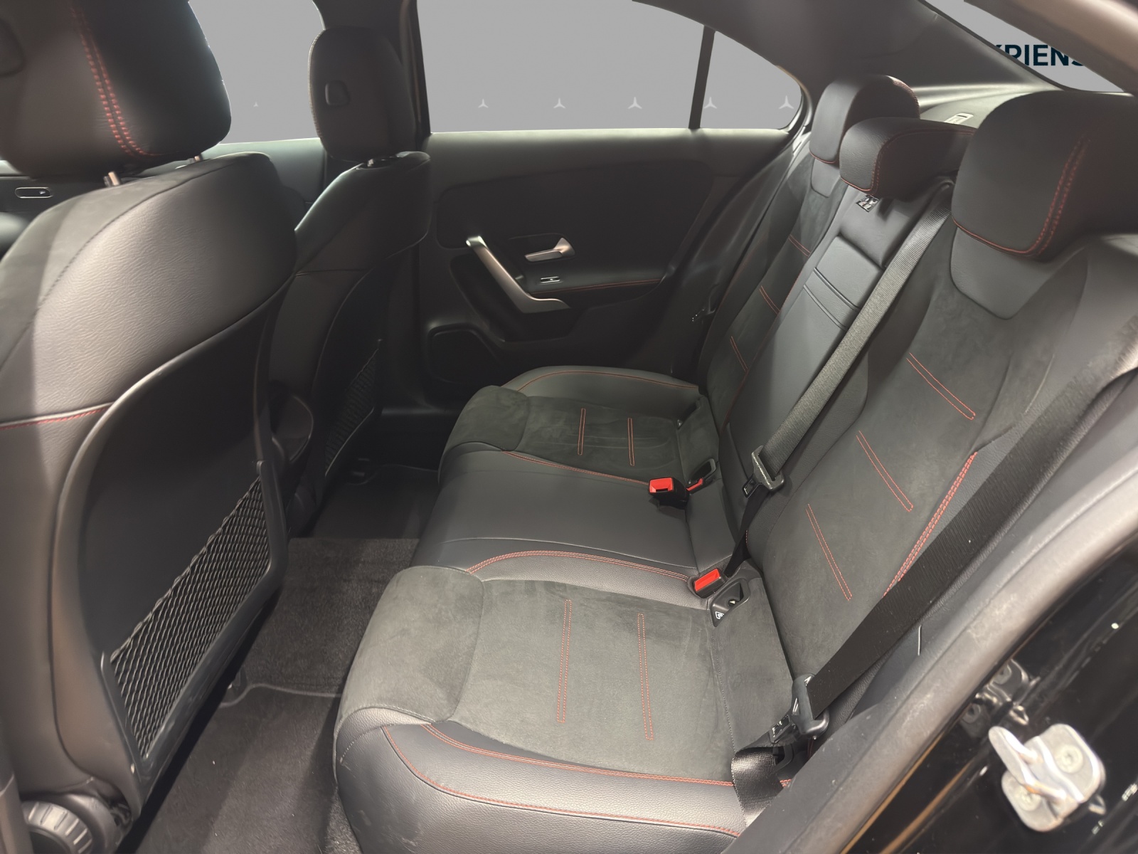 MERCEDES-BENZ A 200 - AMG / Rückfahrkamera / Smartphone Integration / Night-Paket-image-12