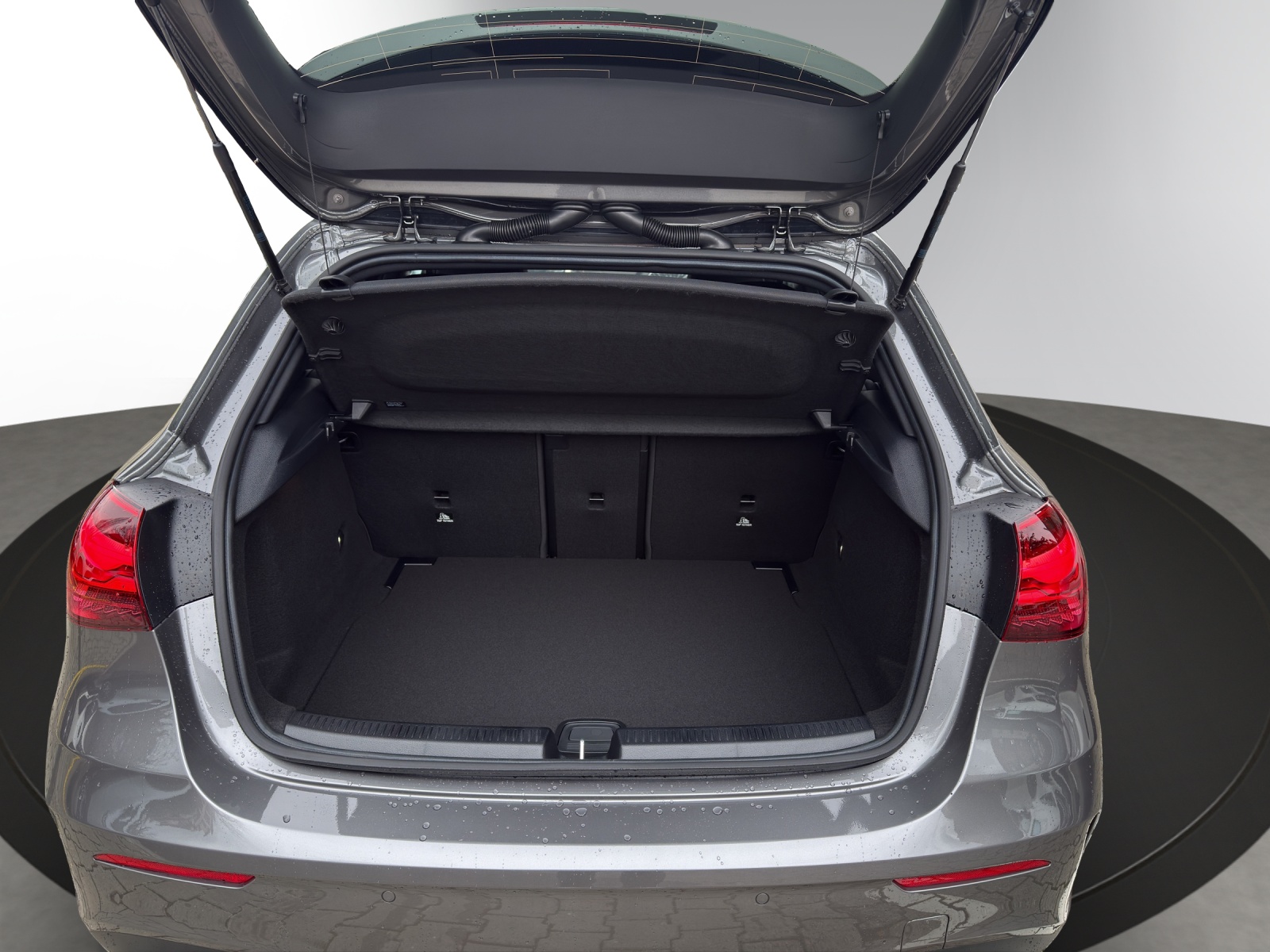 MERCEDES-BENZ A 200 Night Star 7G-DCT-image-12