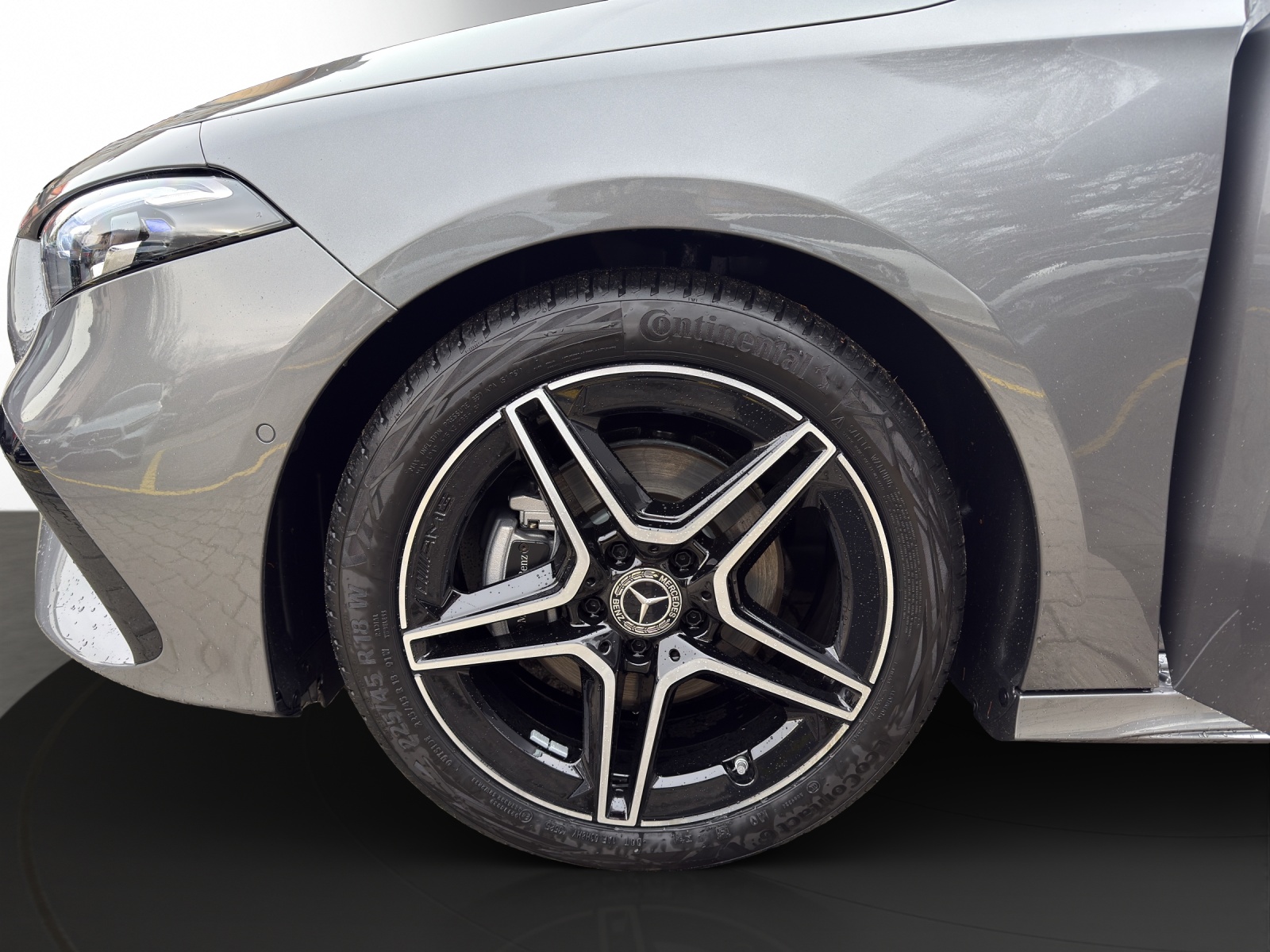 MERCEDES-BENZ A 200 Night Star 7G-DCT-image-5