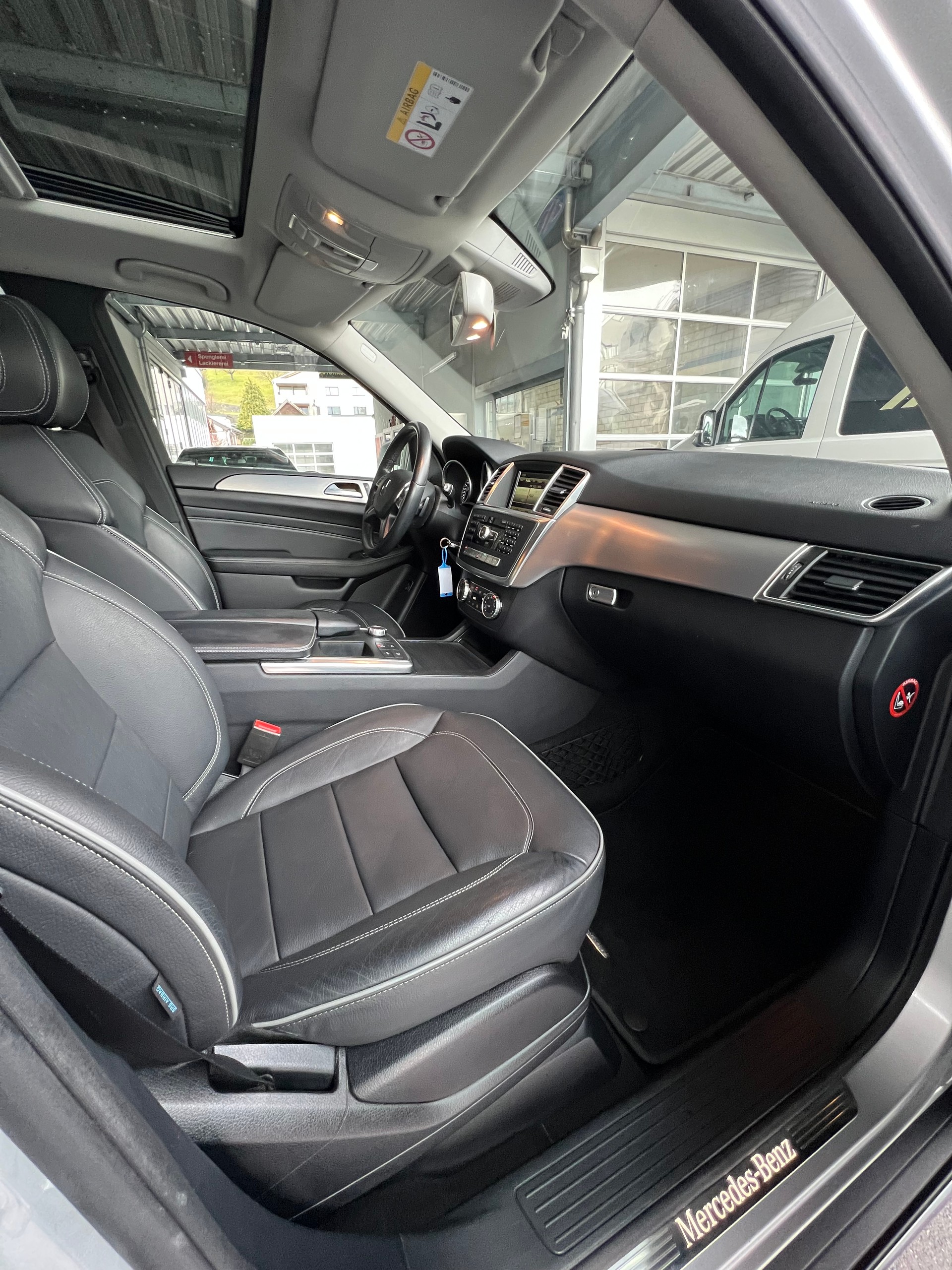 MERCEDES-BENZ ML 350 BlueTEC 4Matic 7G-Tronic-image-11