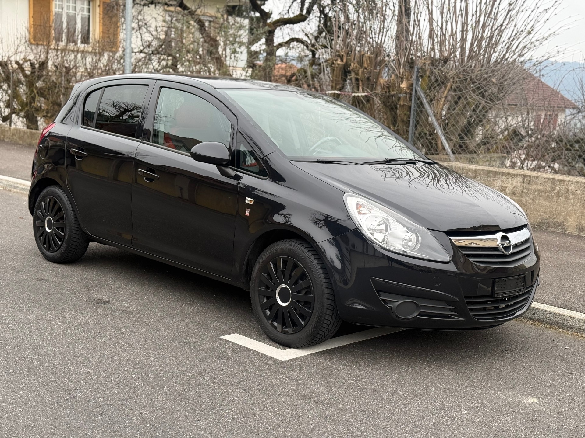 OPEL Corsa 1.4 TP Anniversary-image-1