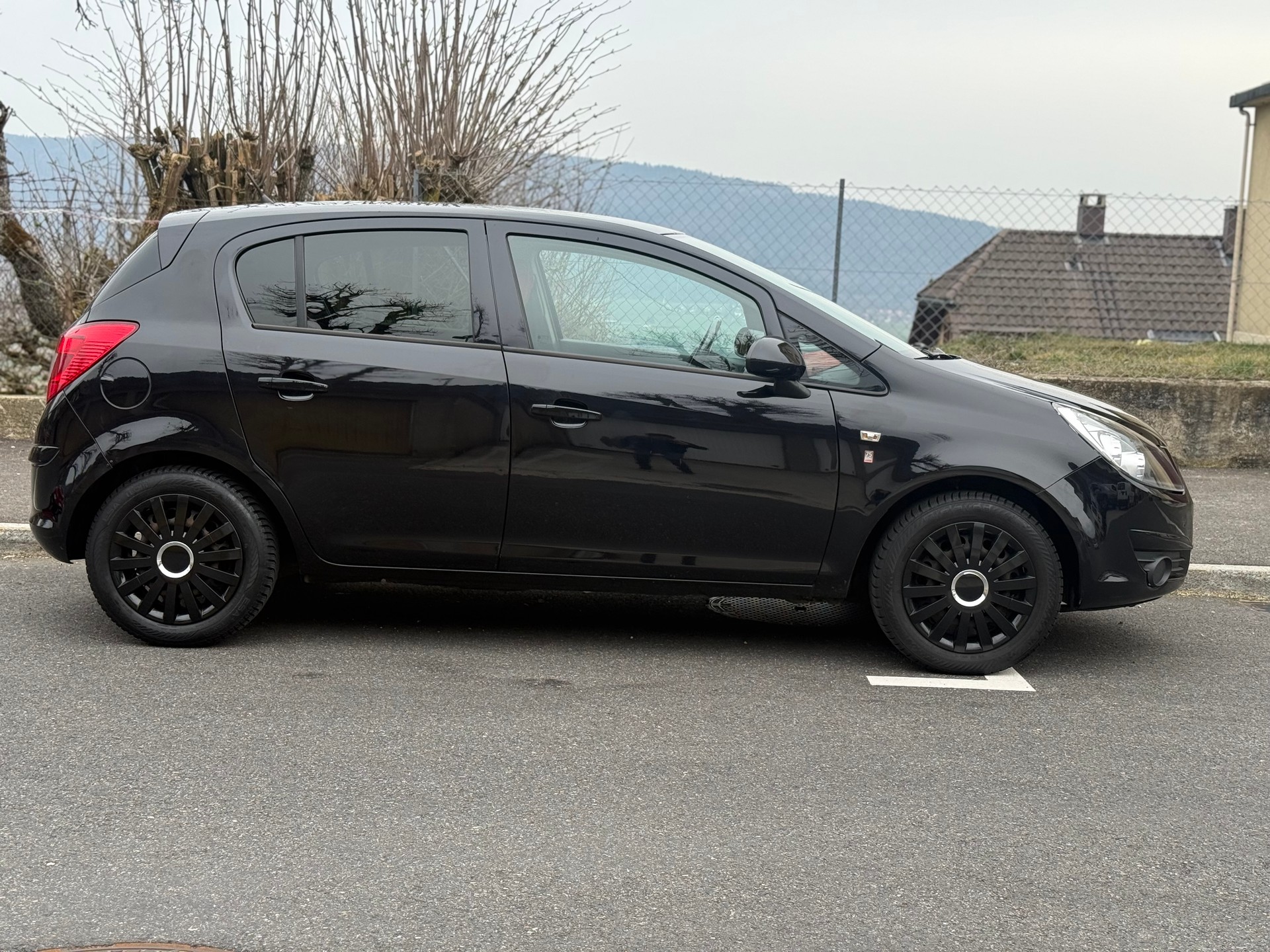 OPEL Corsa 1.4 TP Anniversary-image-3
