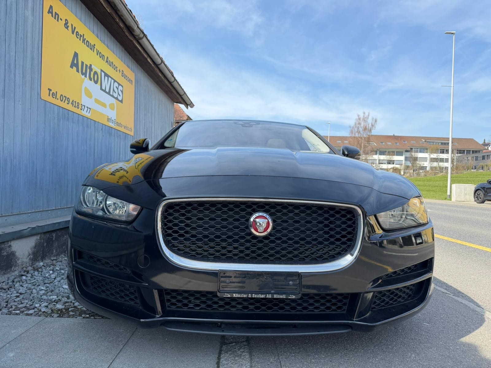 JAGUAR XE 20t 2.0 Prestige Automatic