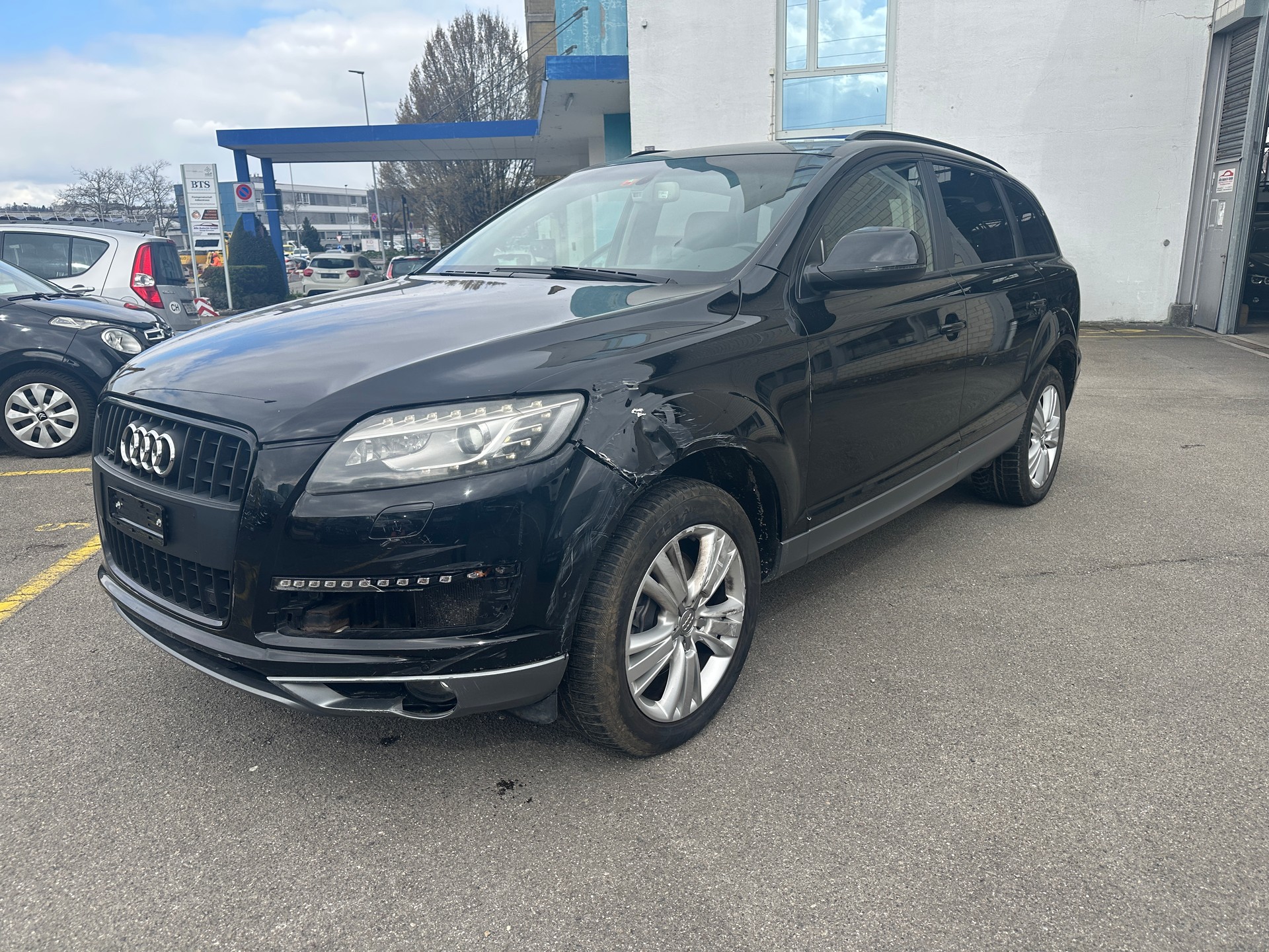 AUDI Q7 3.0 TFSI quattro tiptronic-image-2